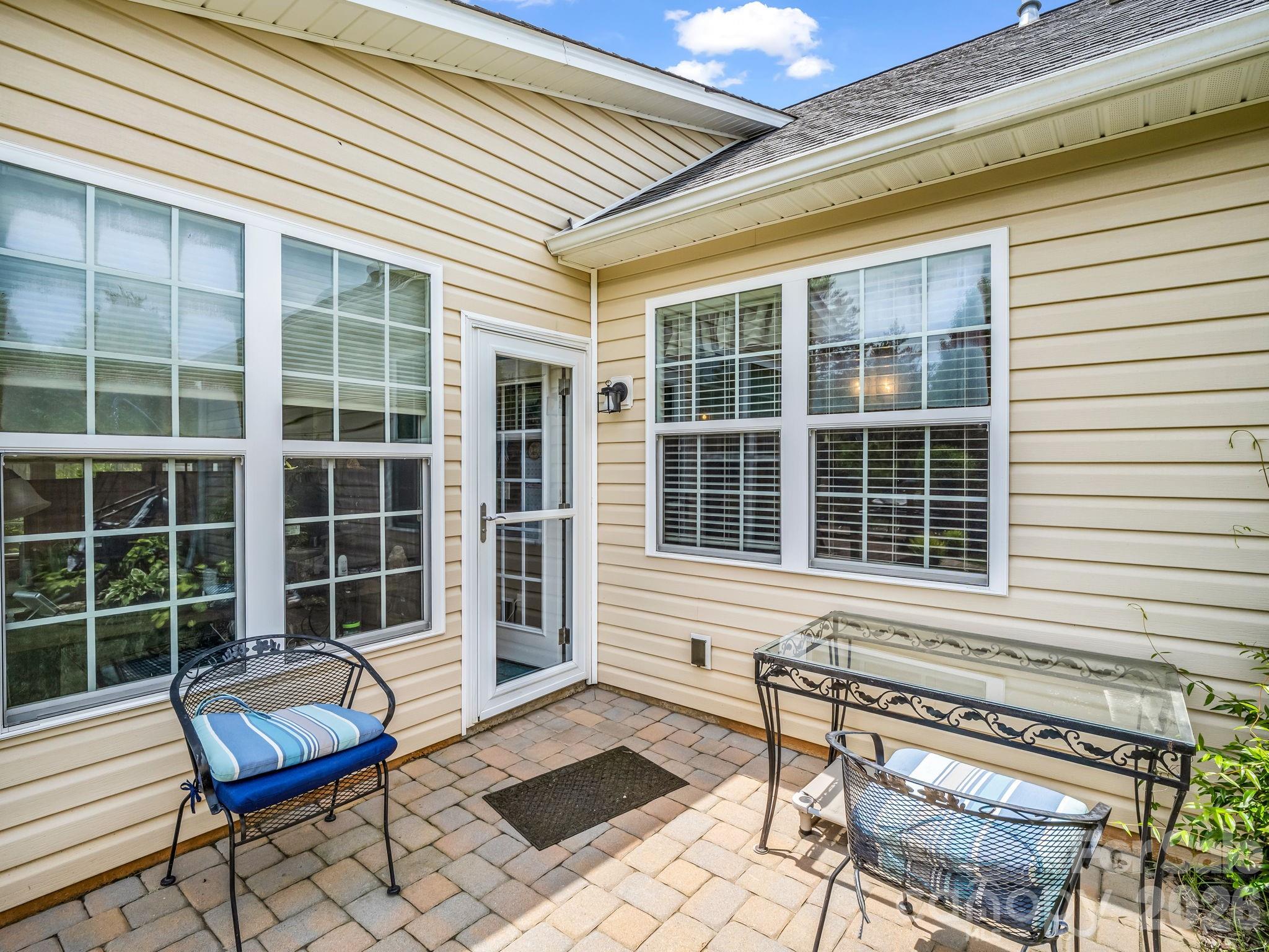 74 Foxtail Court — Hendersonville