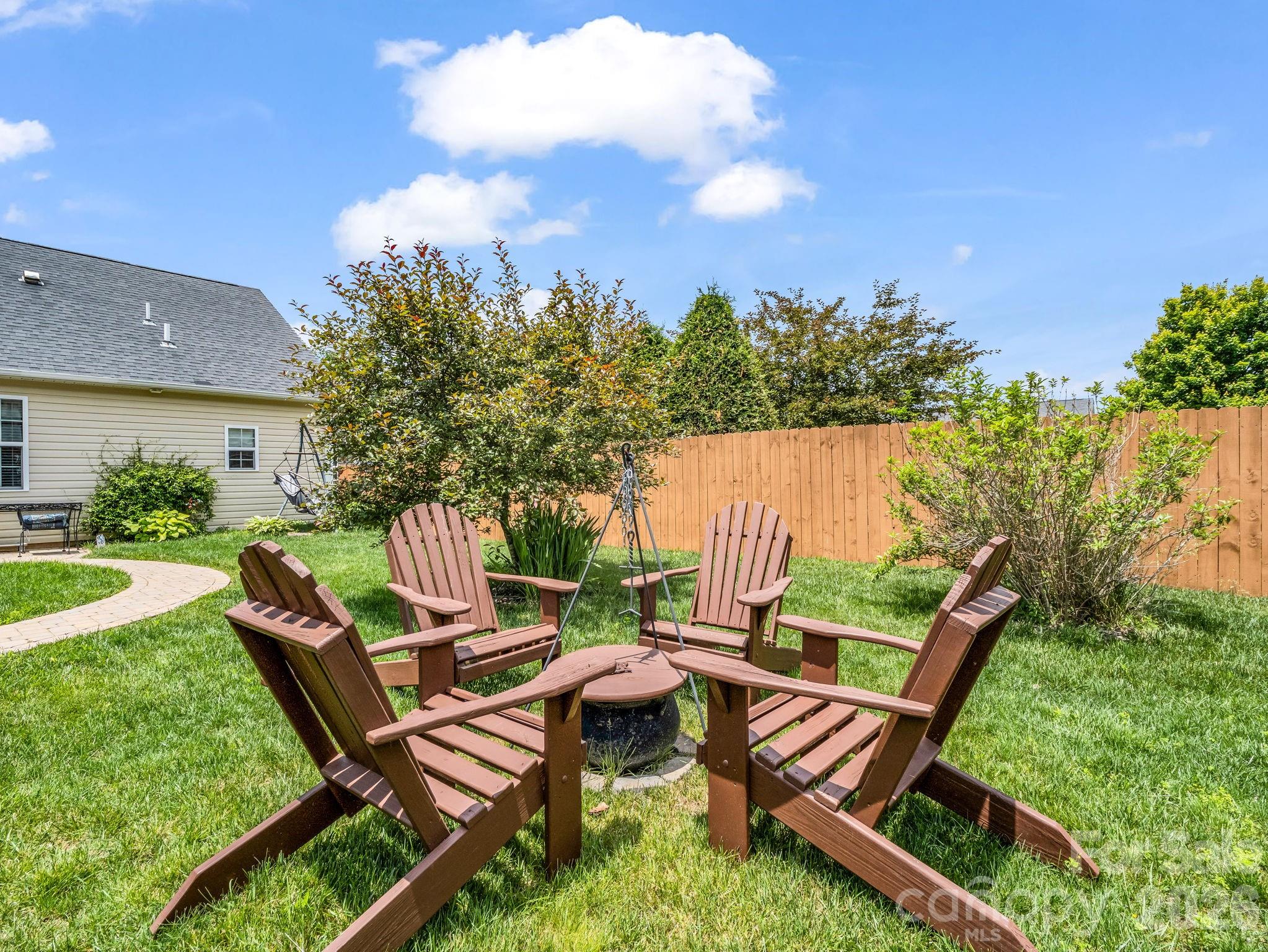 74 Foxtail Court — Hendersonville