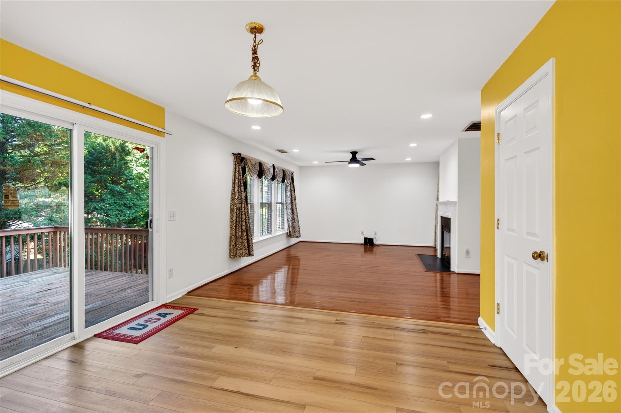 2539 Thornfield Road — Charlotte