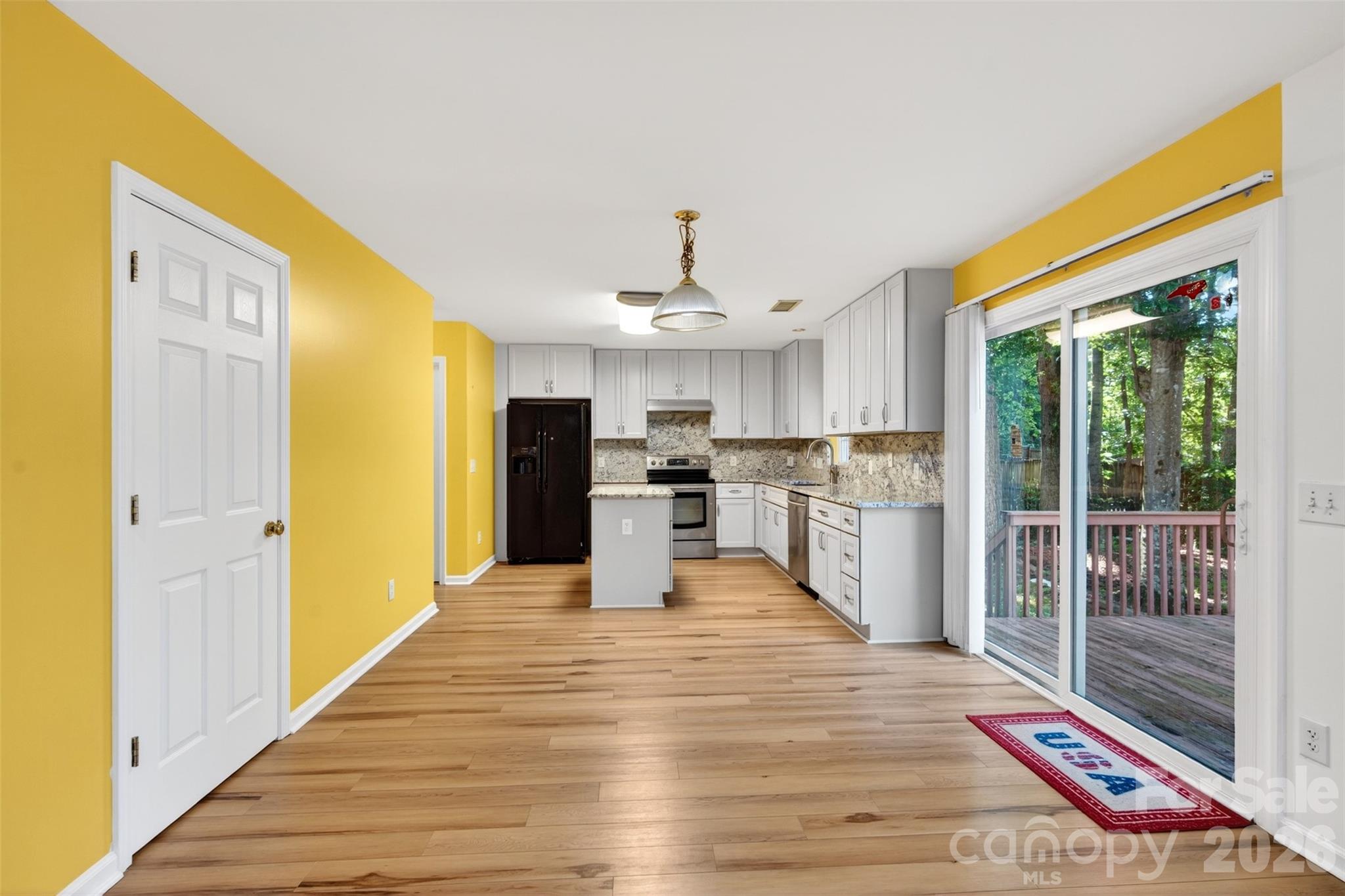 2539 Thornfield Road — Charlotte