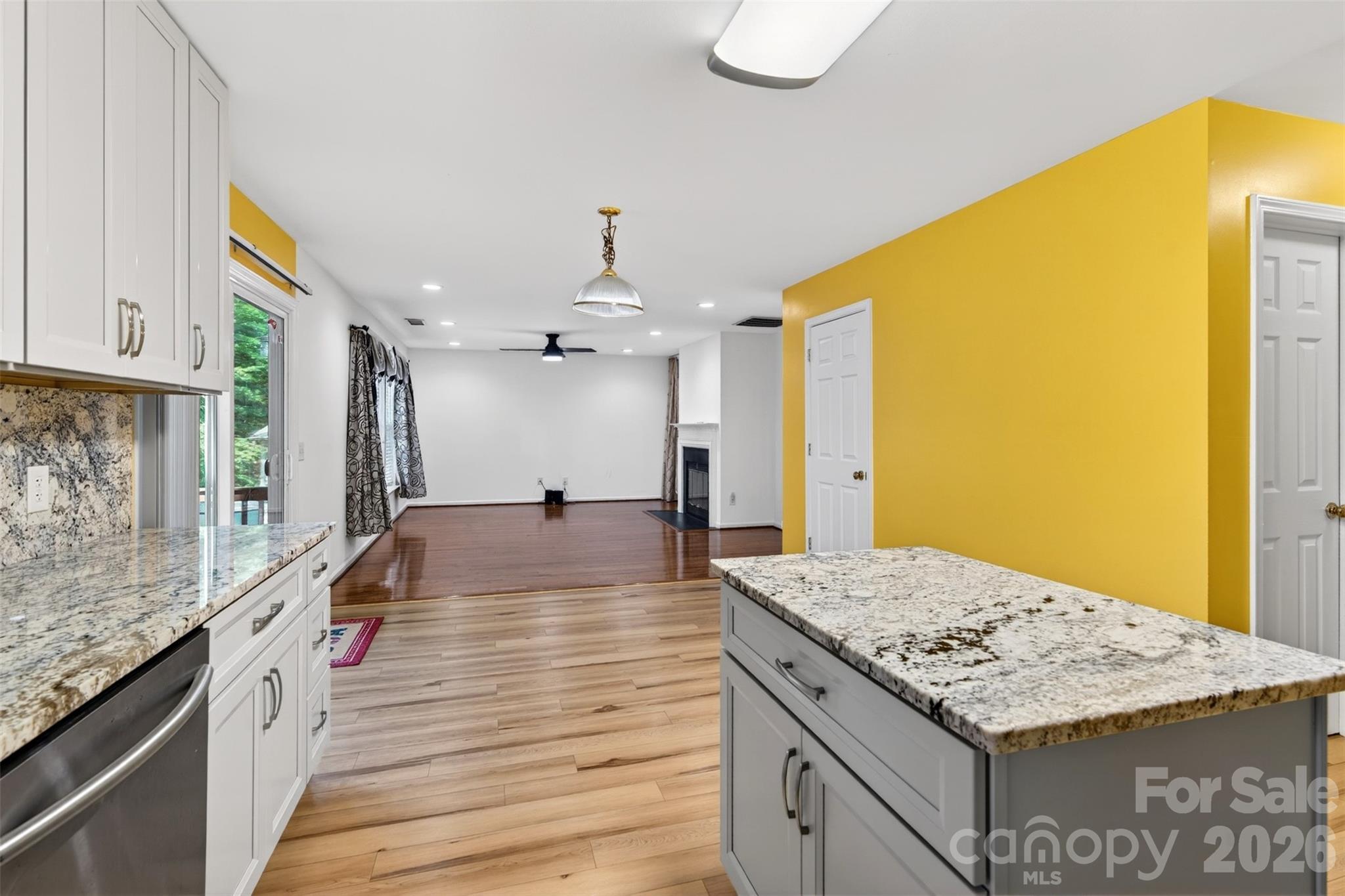 2539 Thornfield Road — Charlotte