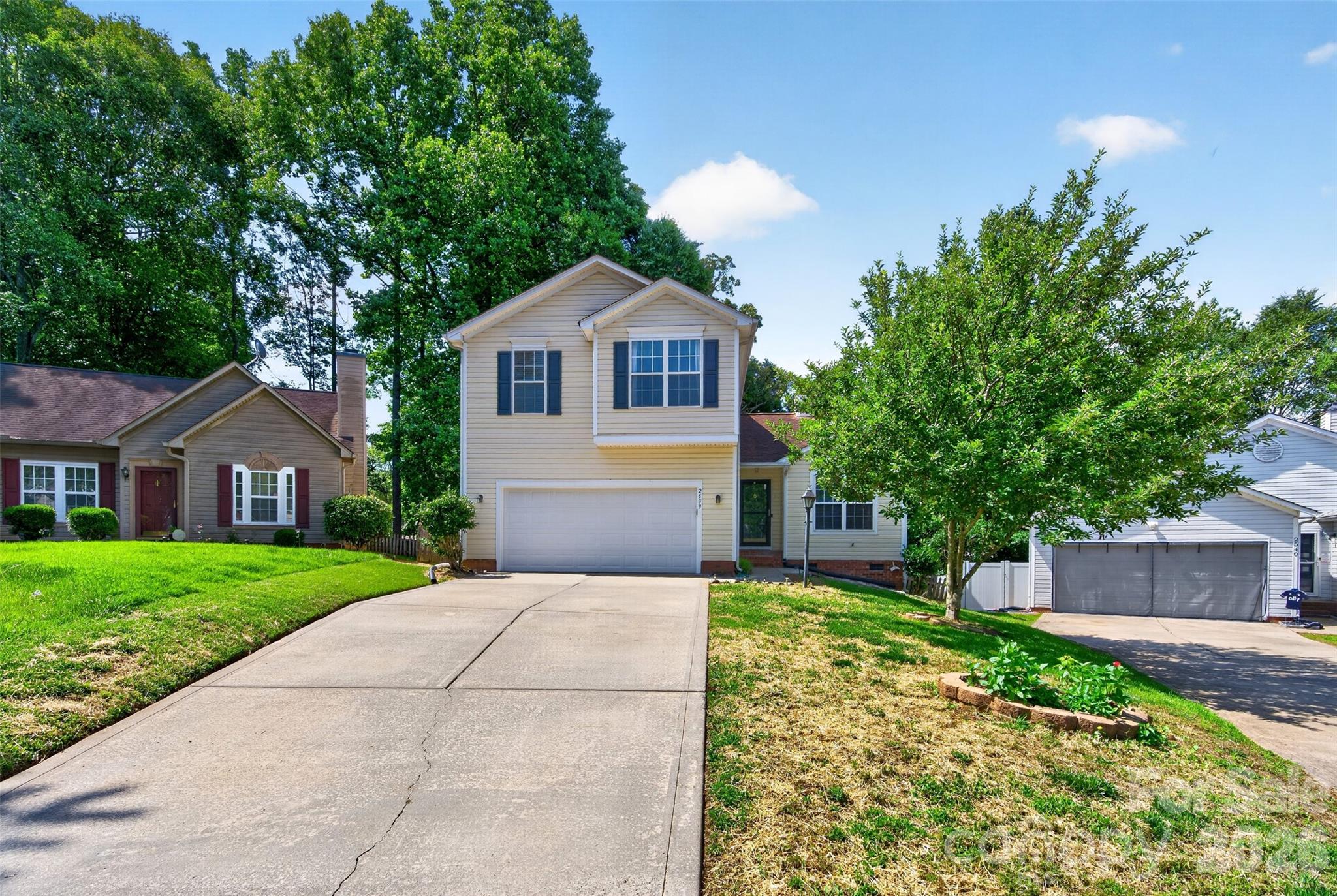 2539 Thornfield Road — Charlotte