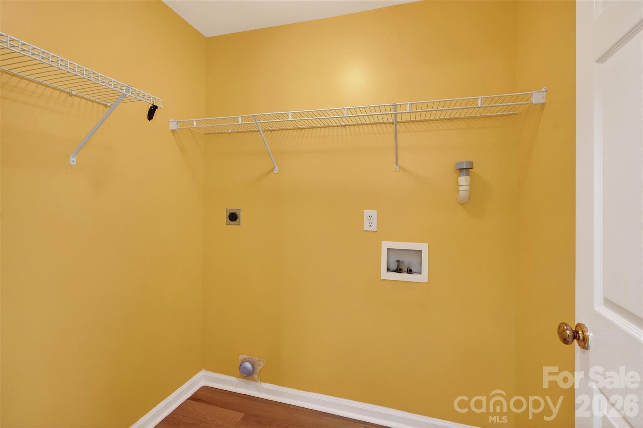 2539 Thornfield Road — Charlotte
