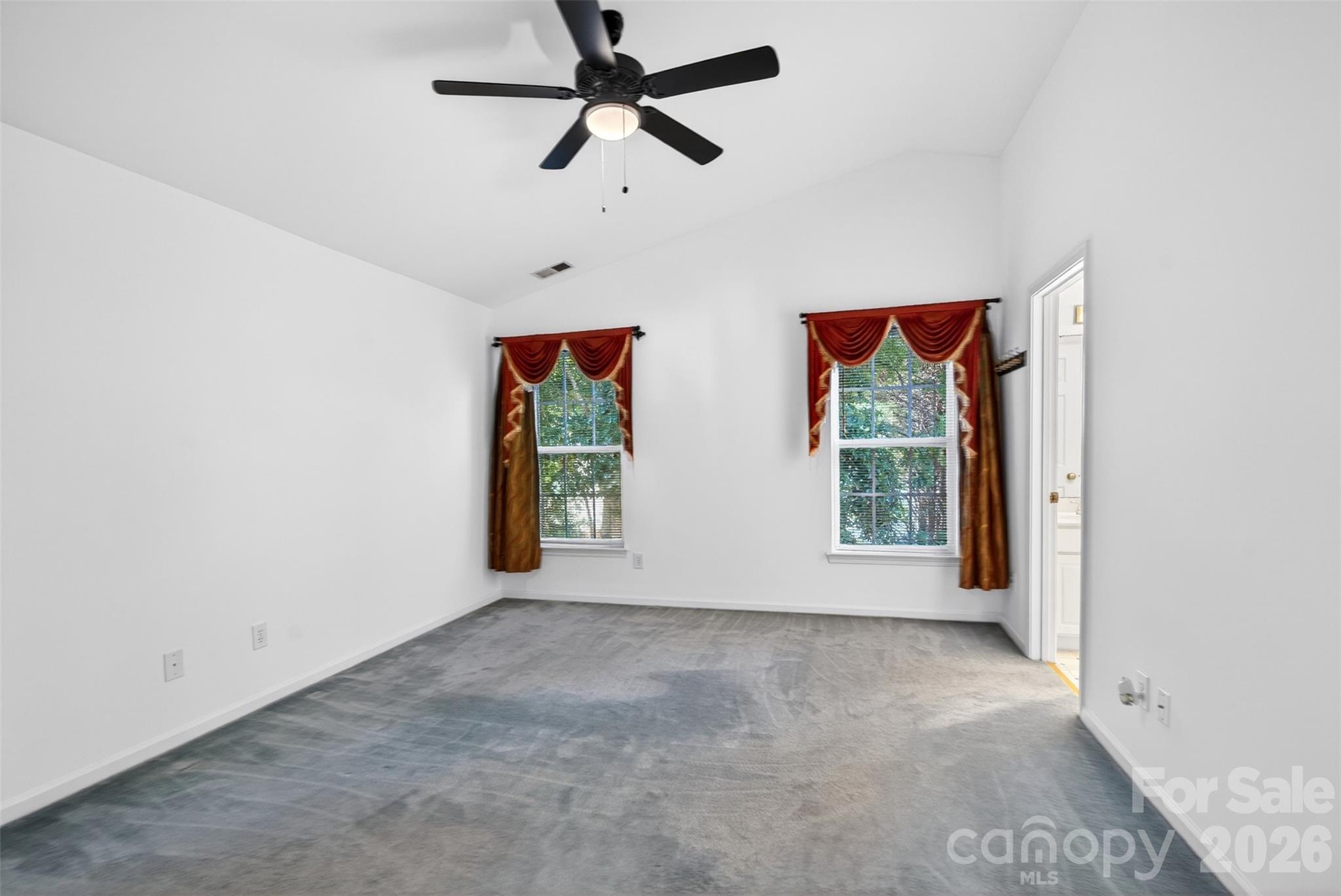 2539 Thornfield Road — Charlotte