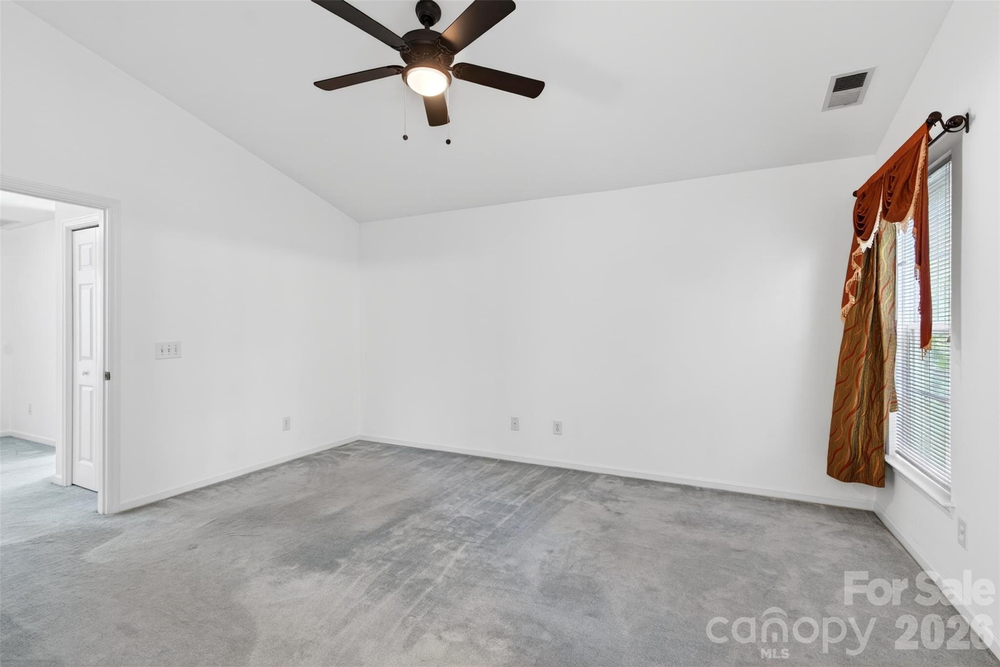 2539 Thornfield Road — Charlotte