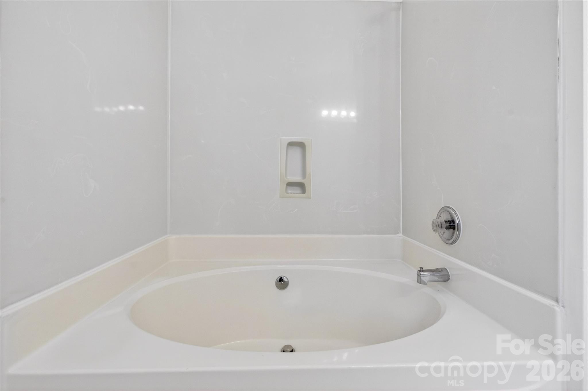 2539 Thornfield Road — Charlotte