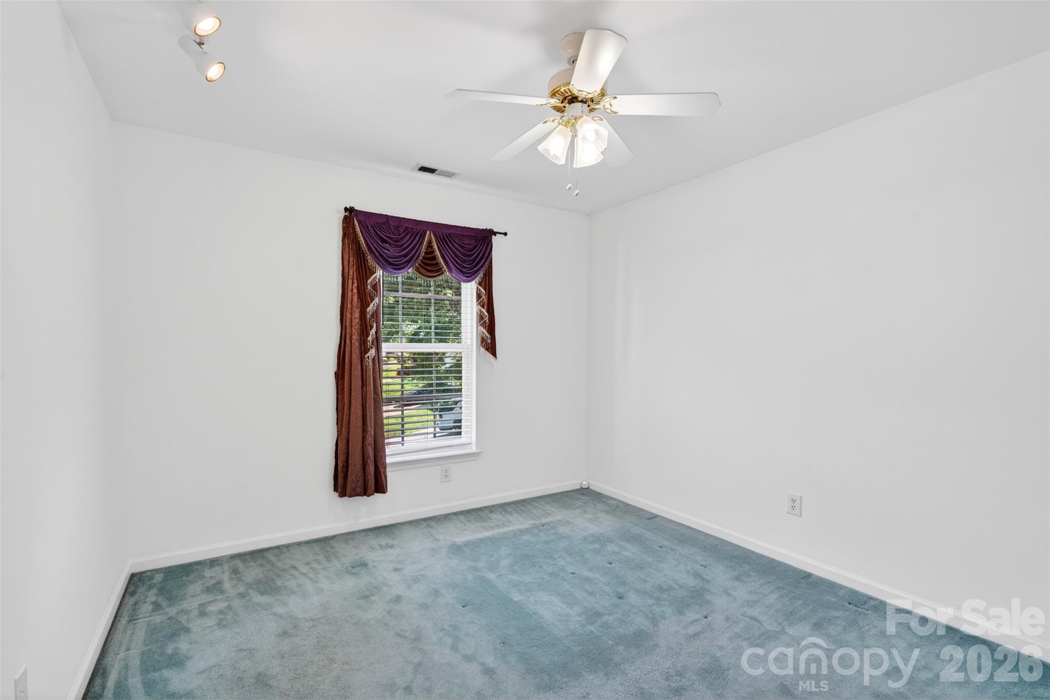 2539 Thornfield Road — Charlotte