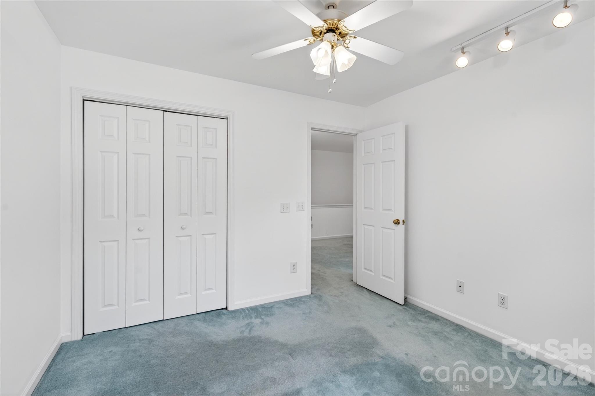 2539 Thornfield Road — Charlotte