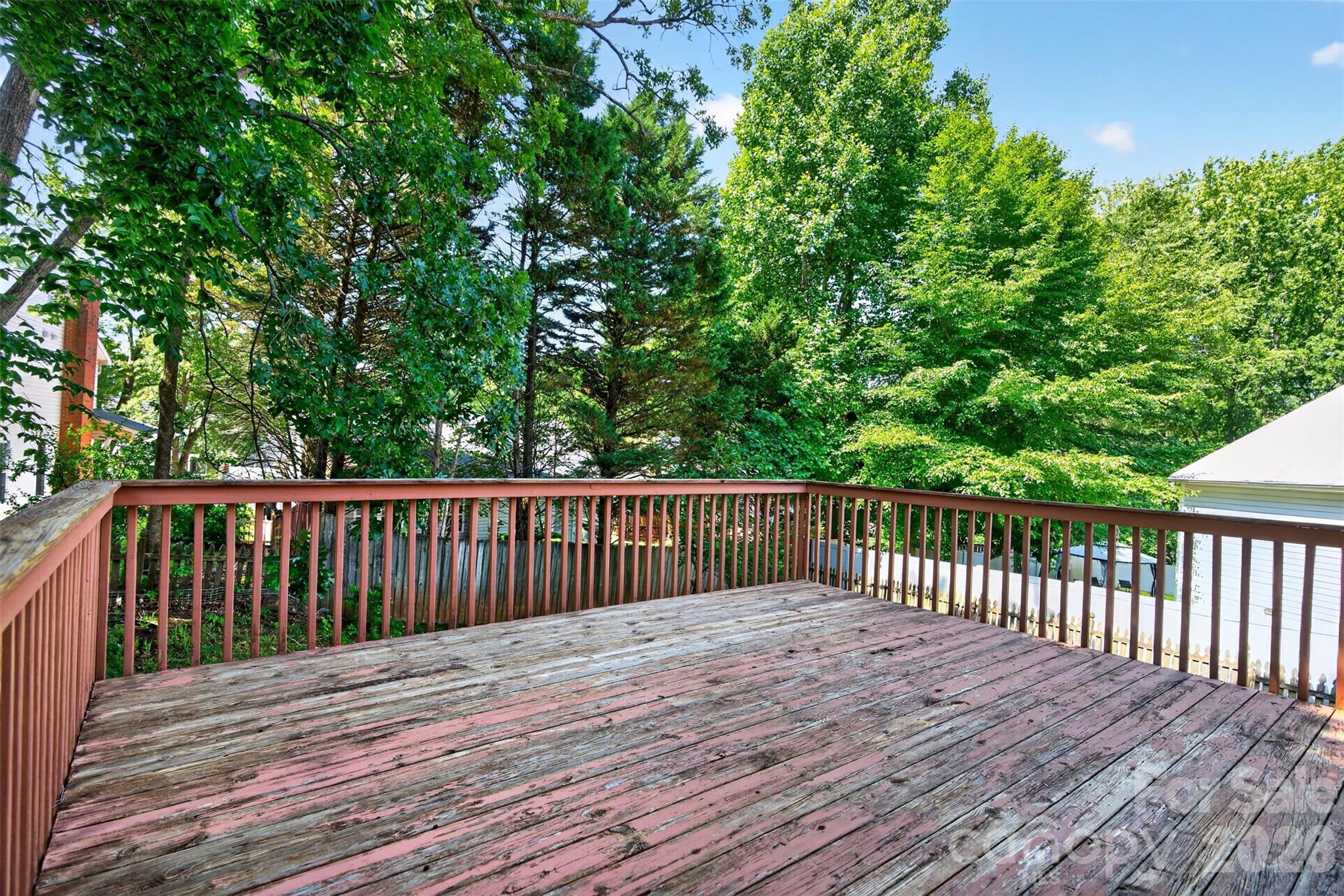 2539 Thornfield Road — Charlotte