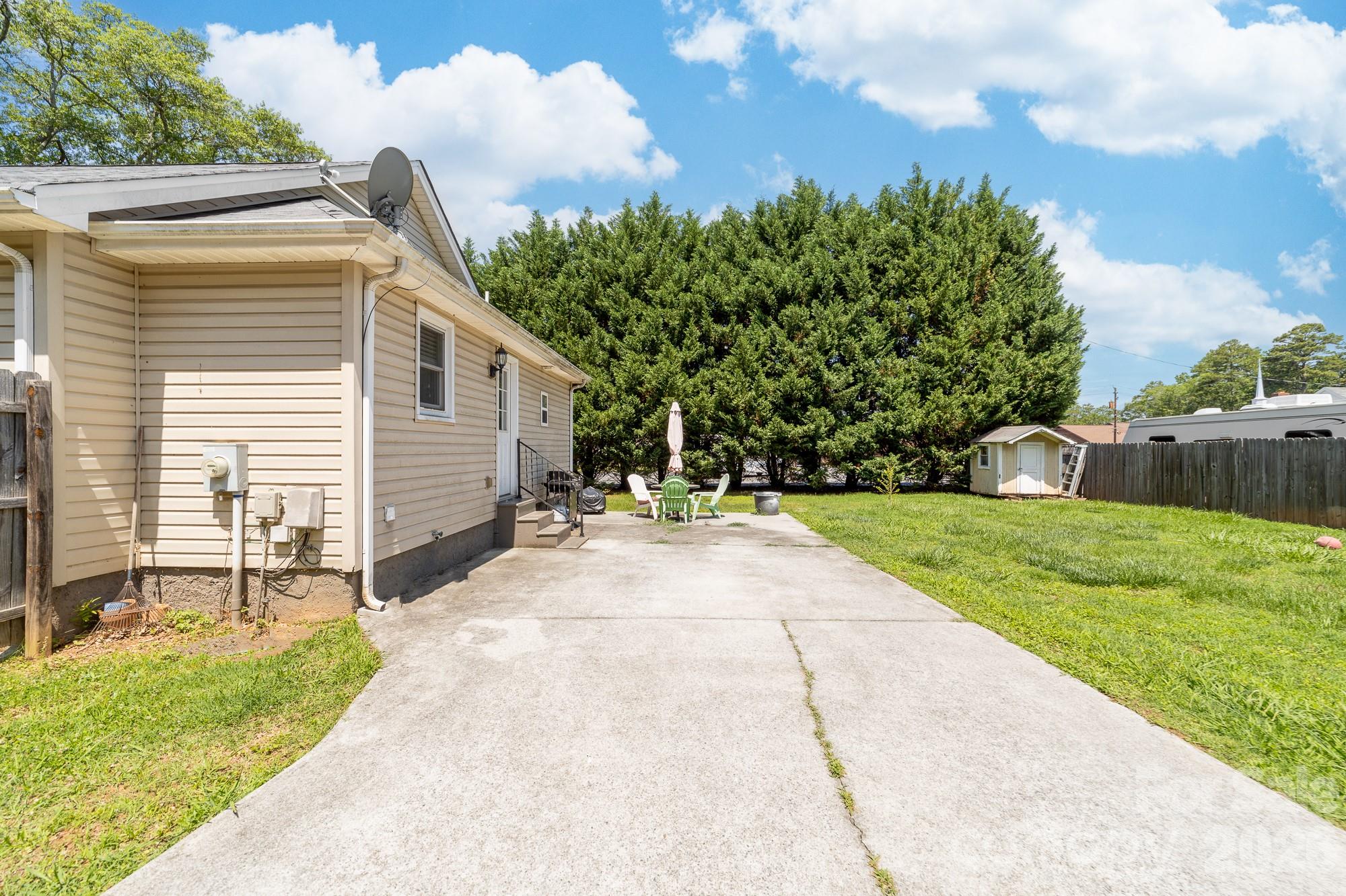 206 Eagle Road — Belmont