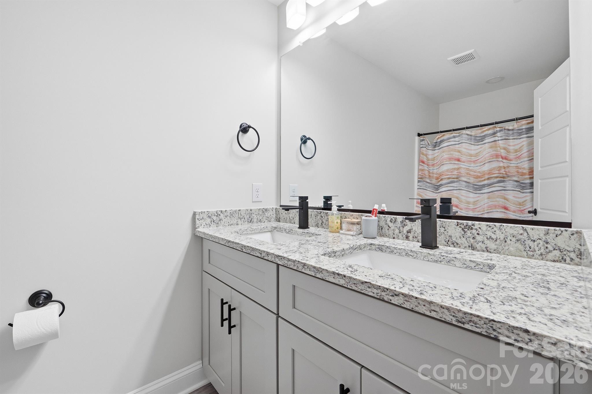 413 Lakewood Drive — Lexington
