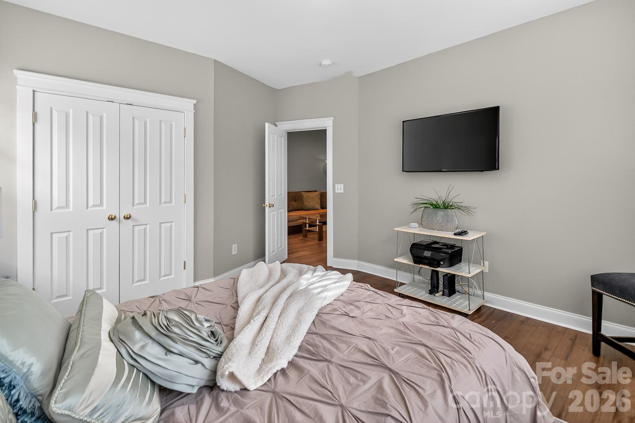 8216 Townley Road — Huntersville