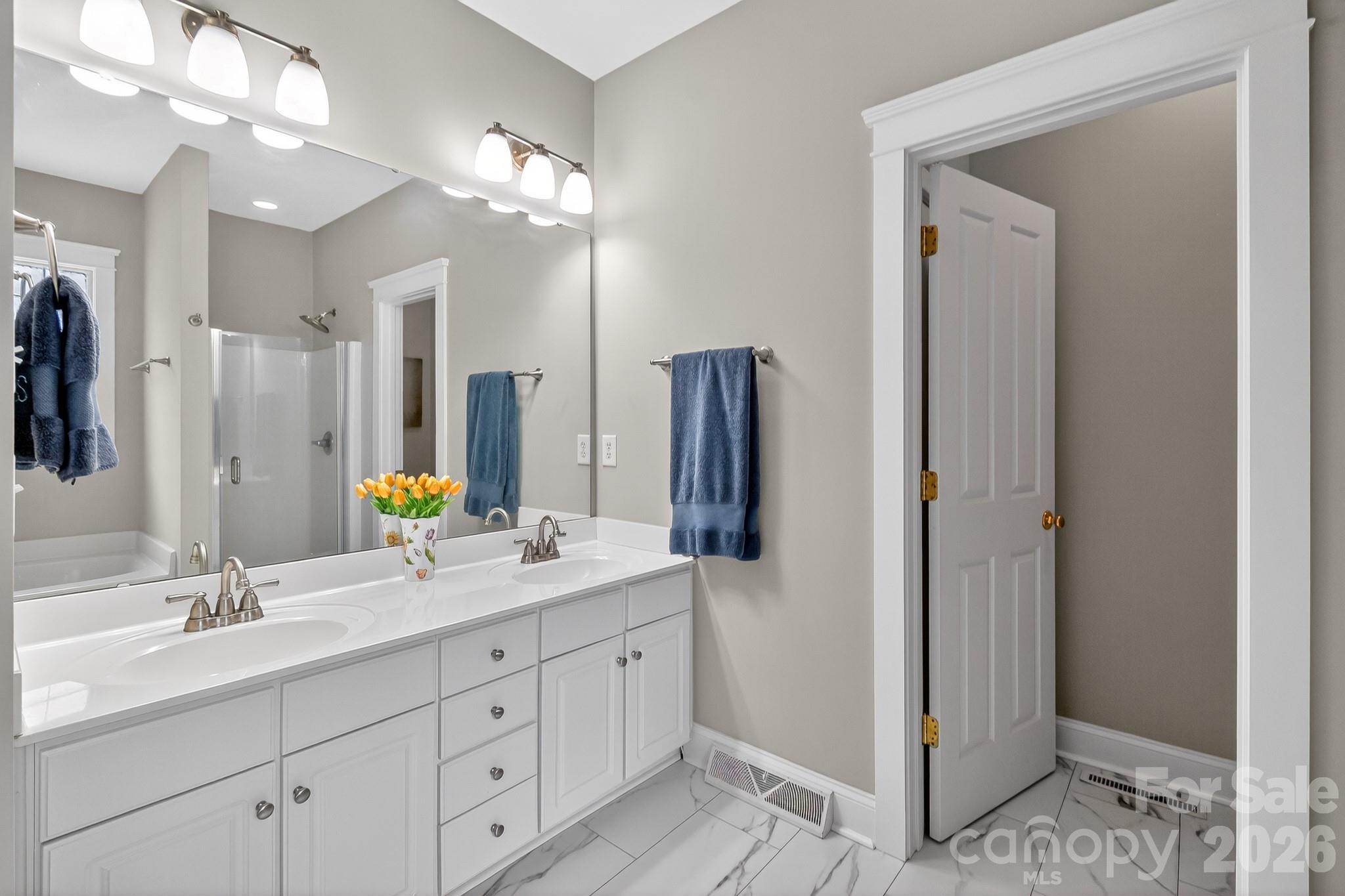 8216 Townley Road — Huntersville