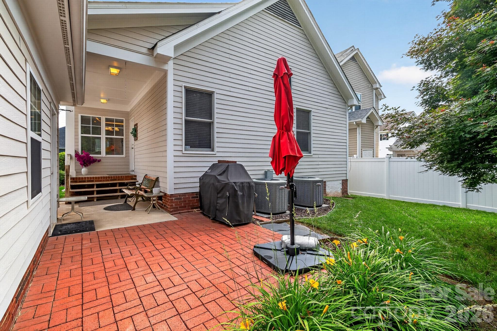 8216 Townley Road — Huntersville