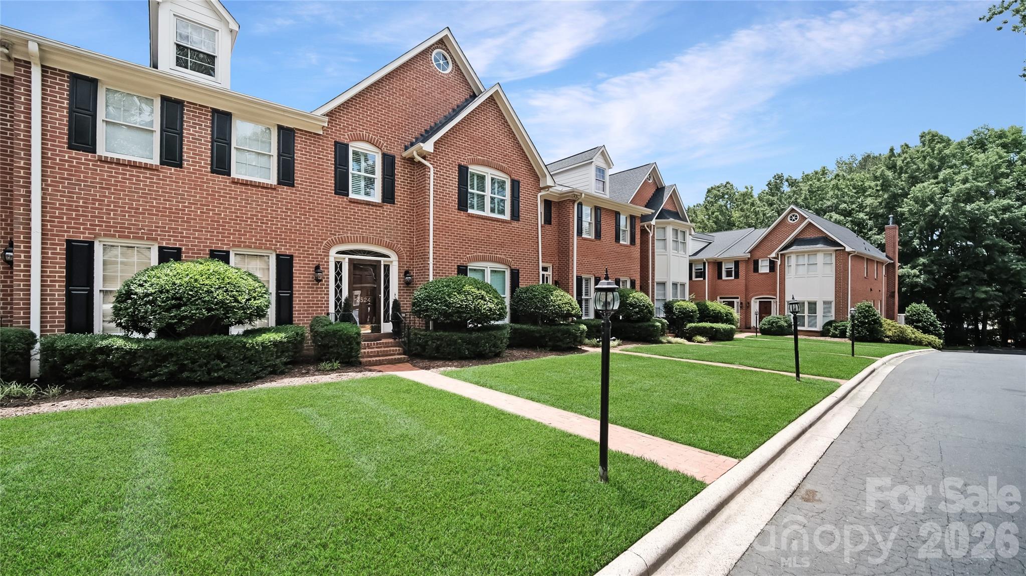 3524 Kylemore Court — Charlotte