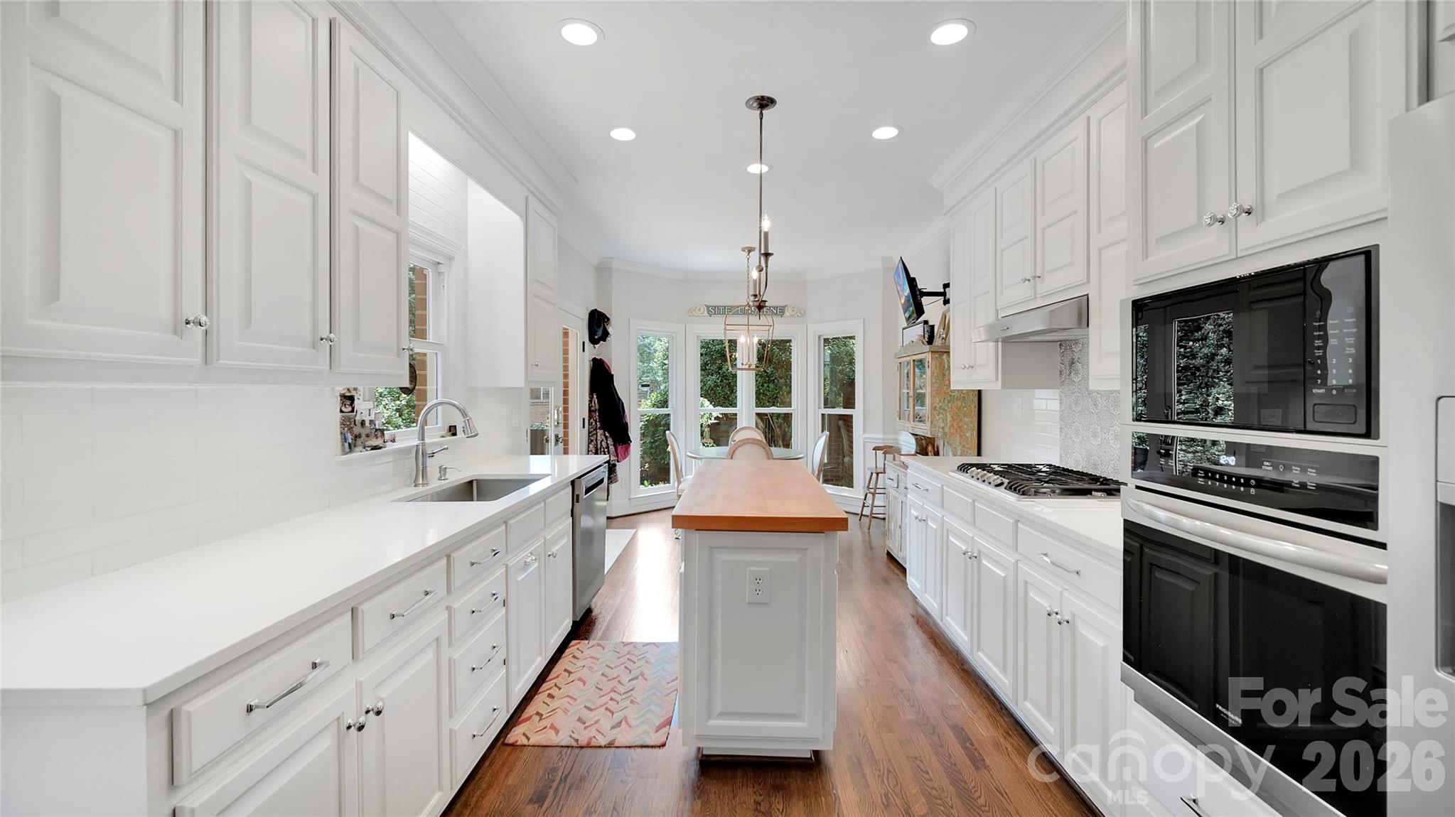 3524 Kylemore Court — Charlotte
