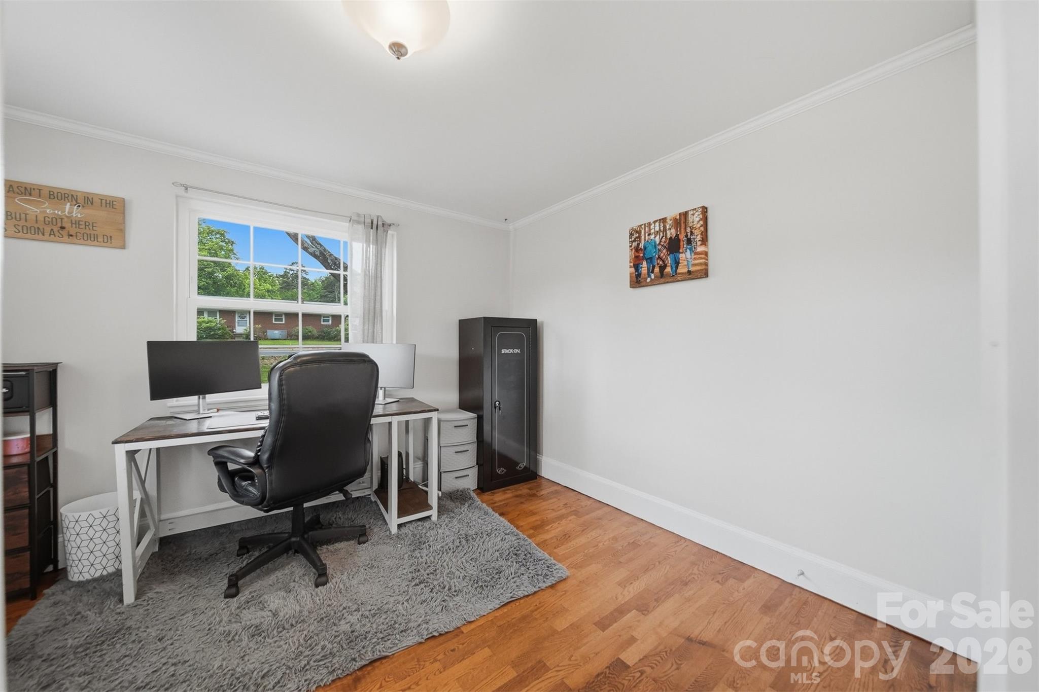 3526 16th Street NE — Hickory