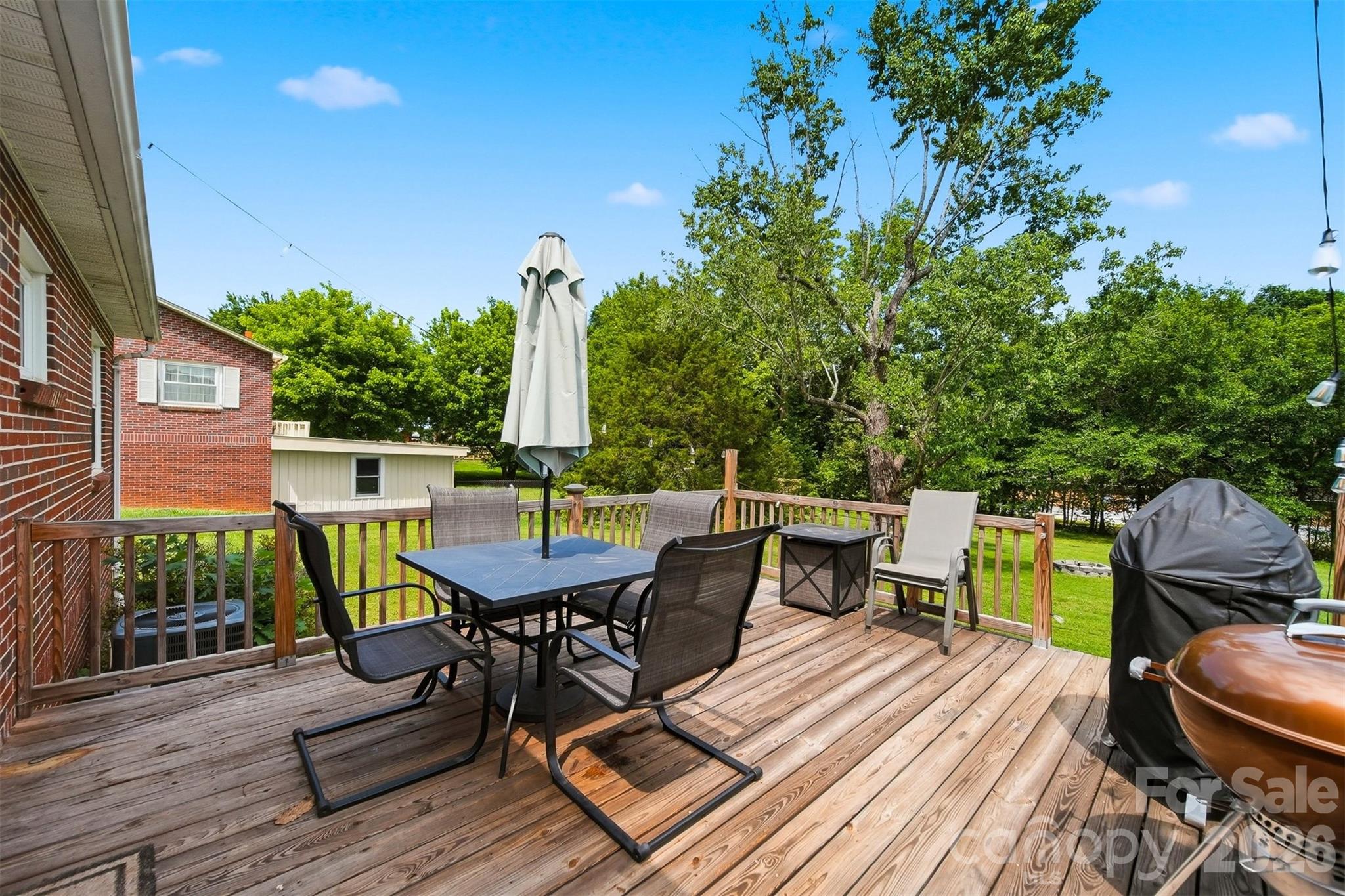 3526 16th Street NE — Hickory