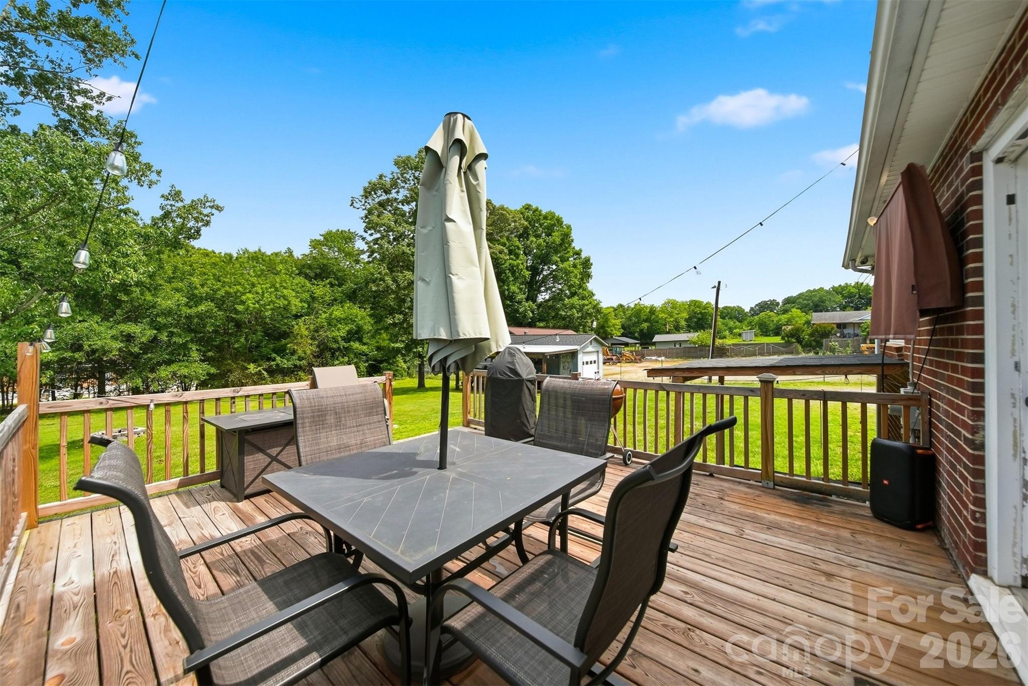 3526 16th Street NE — Hickory