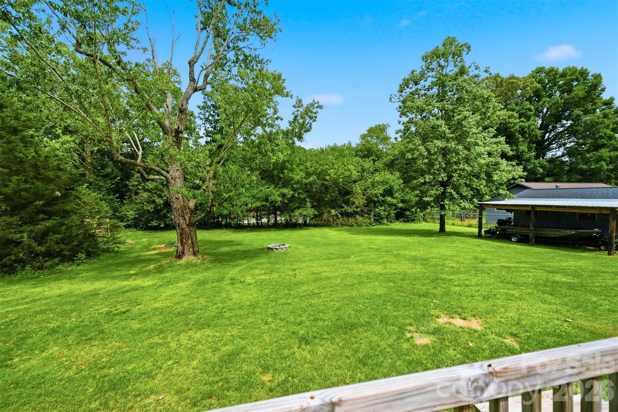 3526 16th Street NE — Hickory