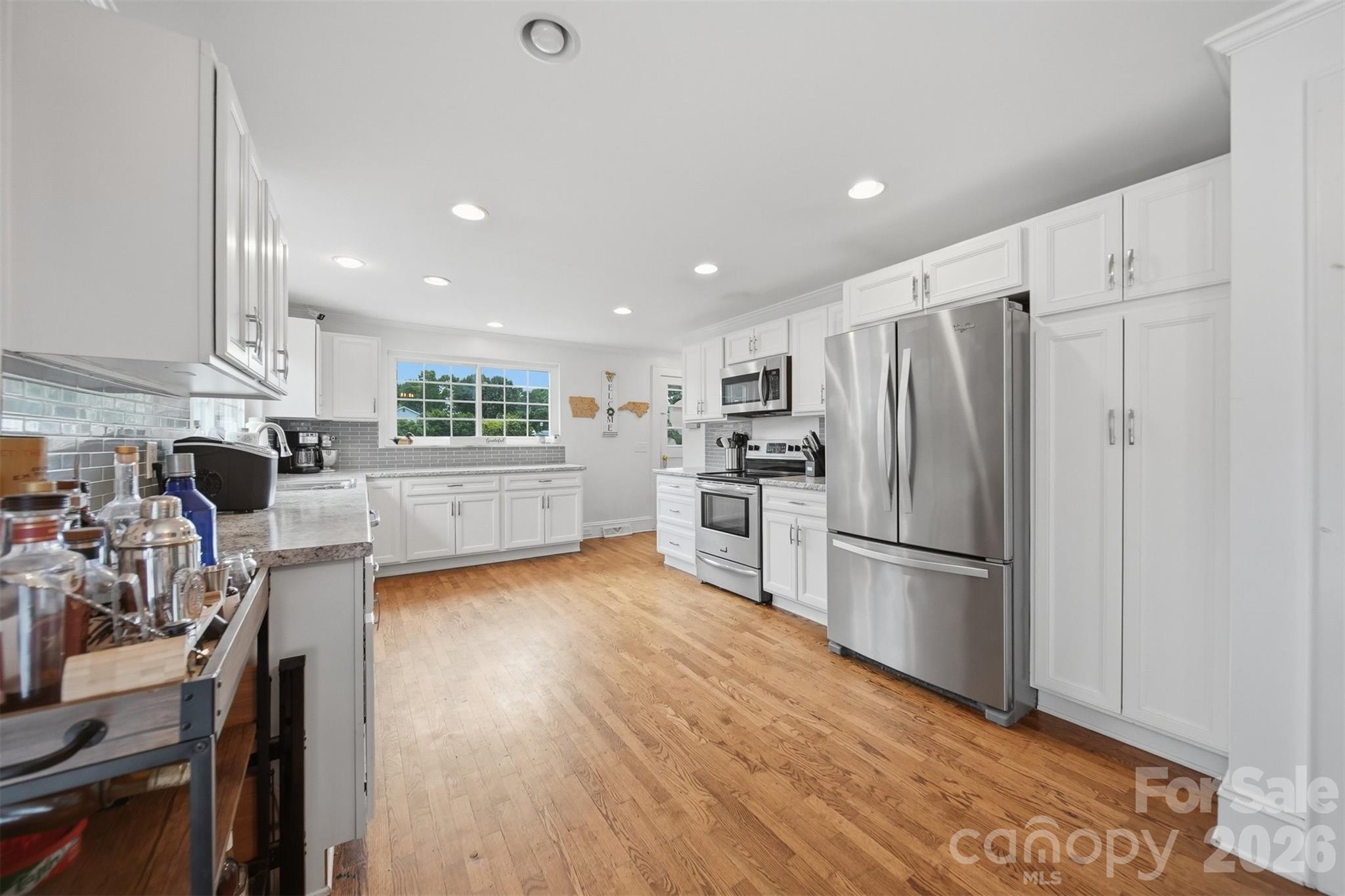 3526 16th Street NE — Hickory