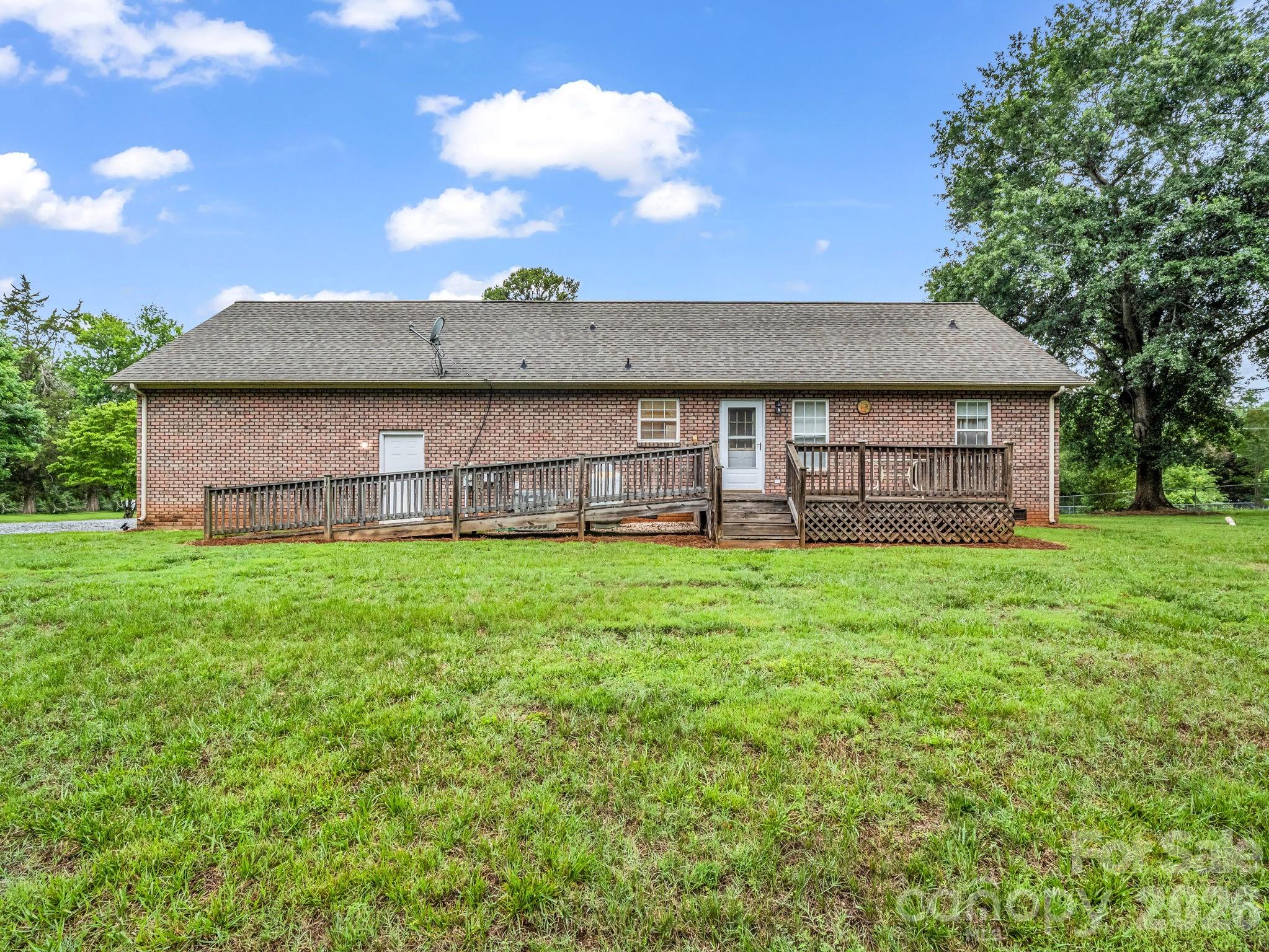 153 Rosey Lane — Rutherfordton