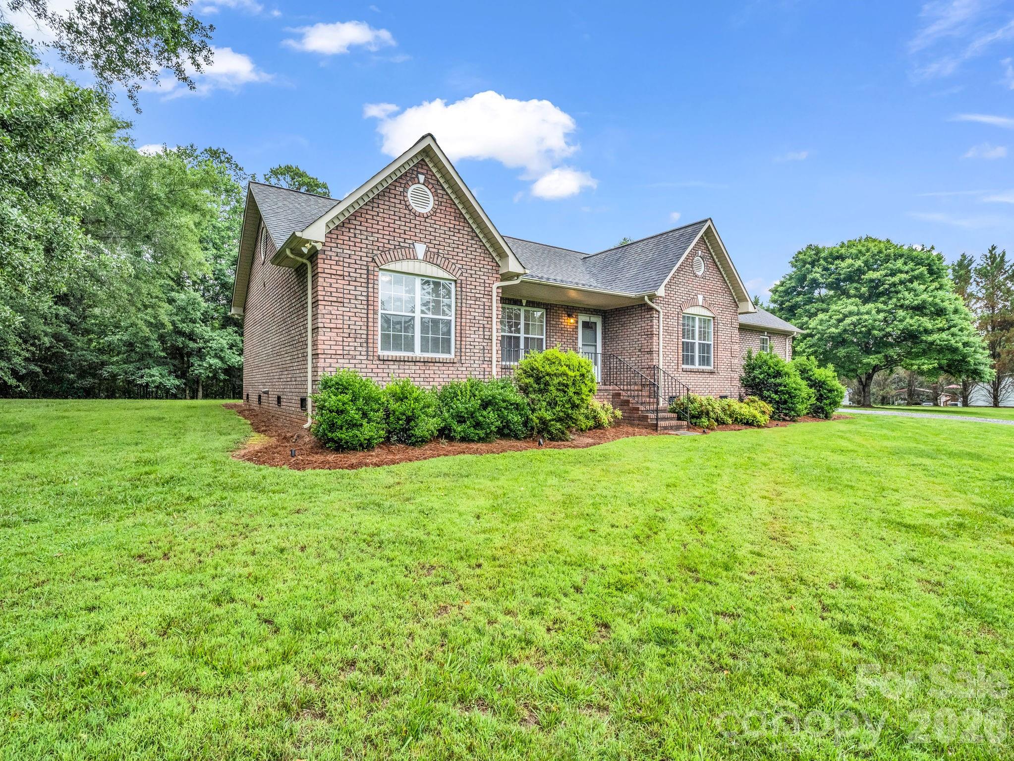 153 Rosey Lane — Rutherfordton