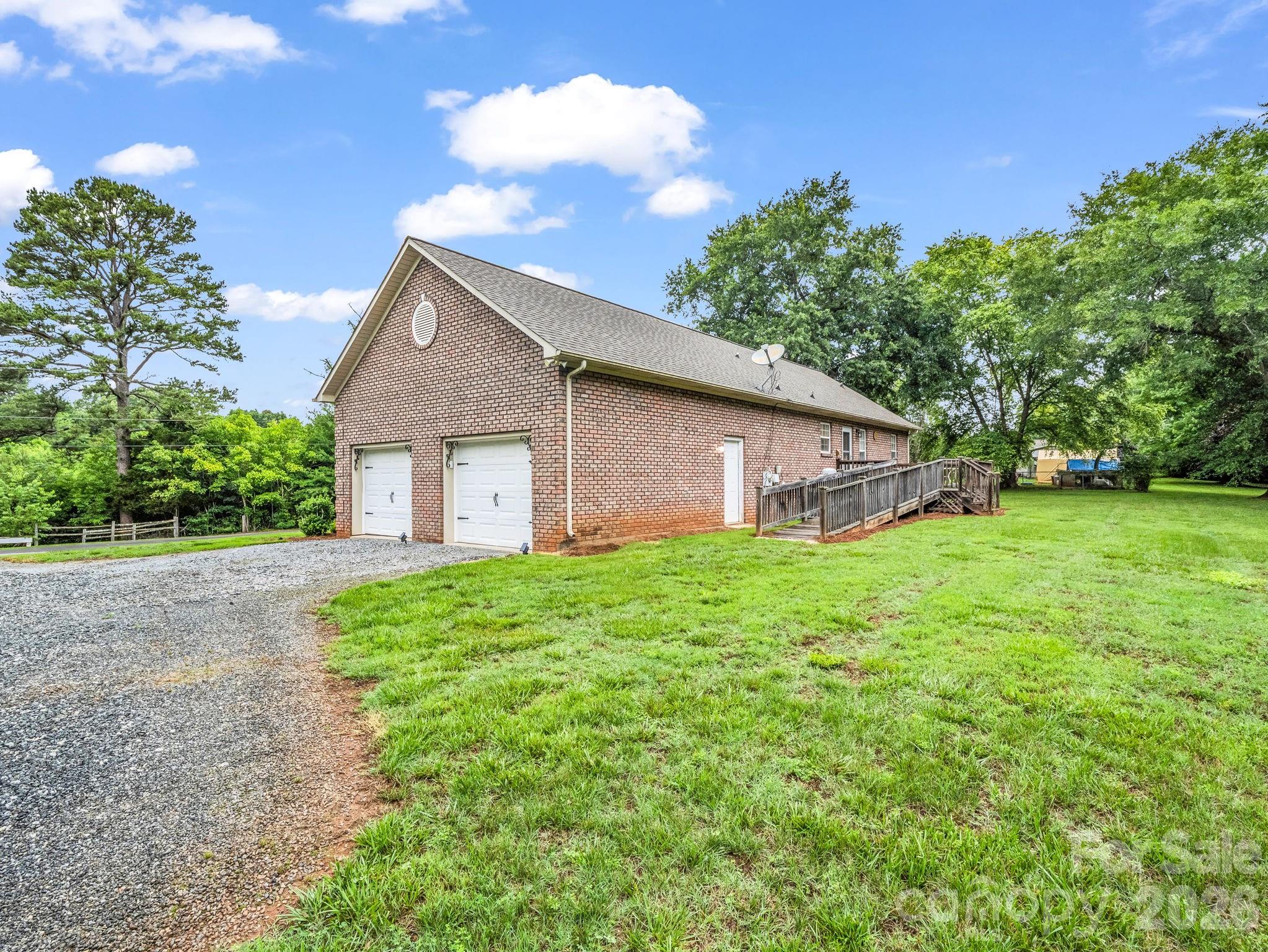 153 Rosey Lane — Rutherfordton