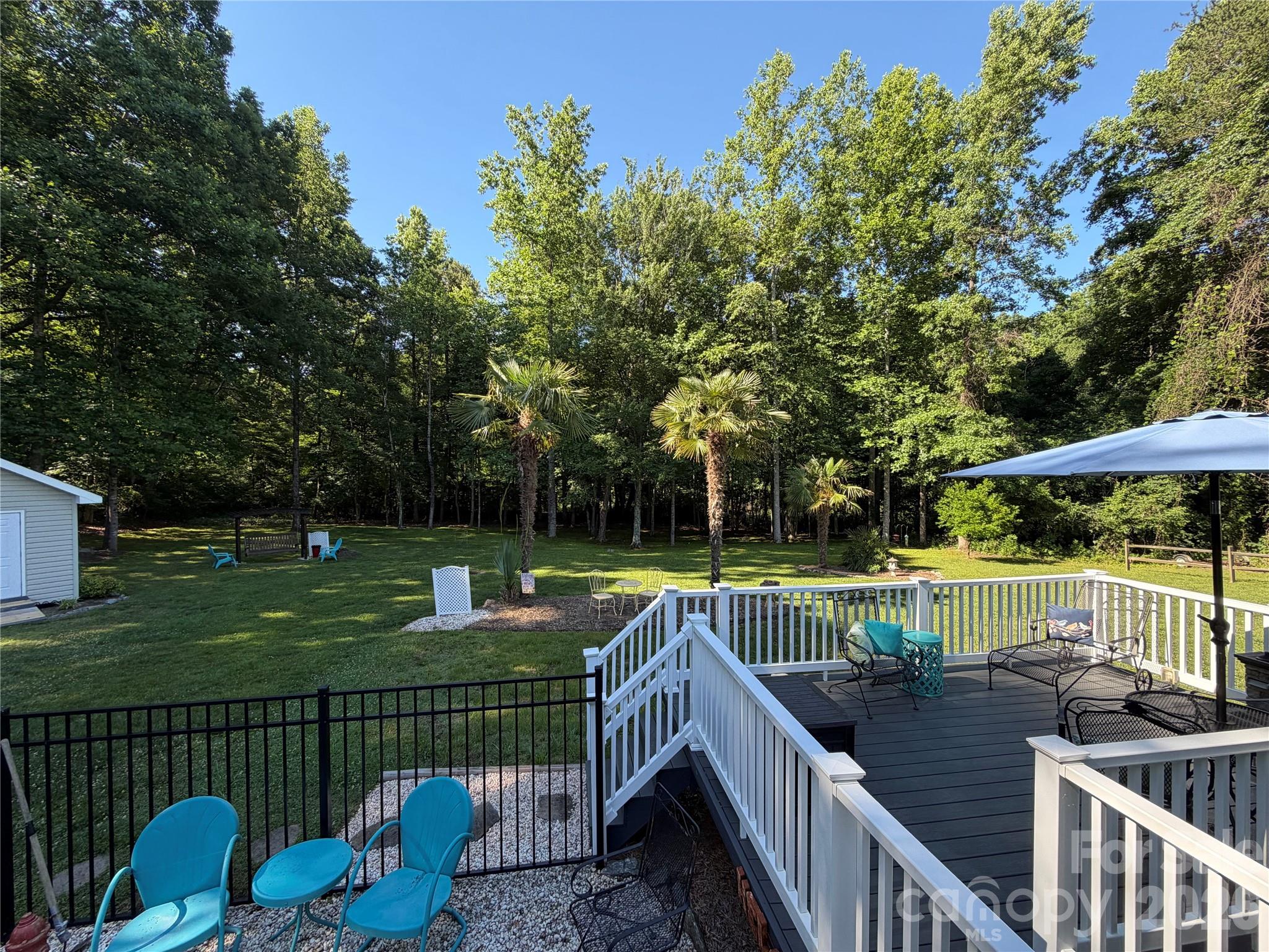 110 E Pine Street — Maiden