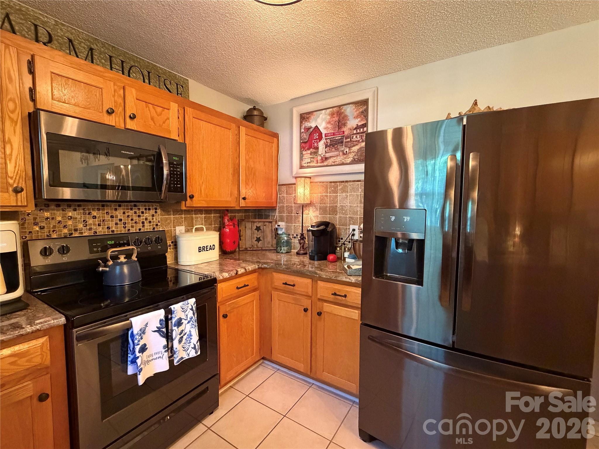 110 E Pine Street — Maiden