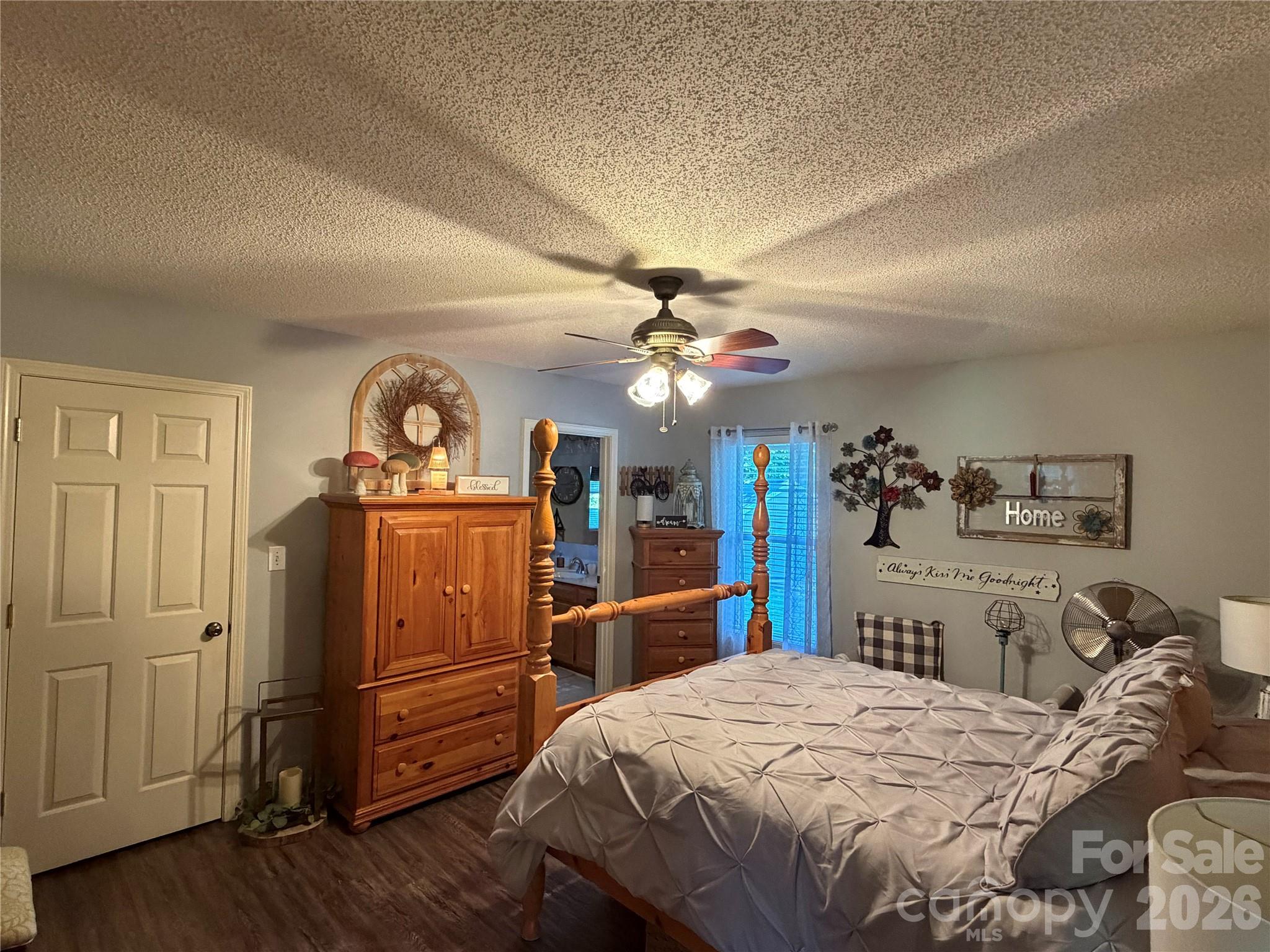110 E Pine Street — Maiden