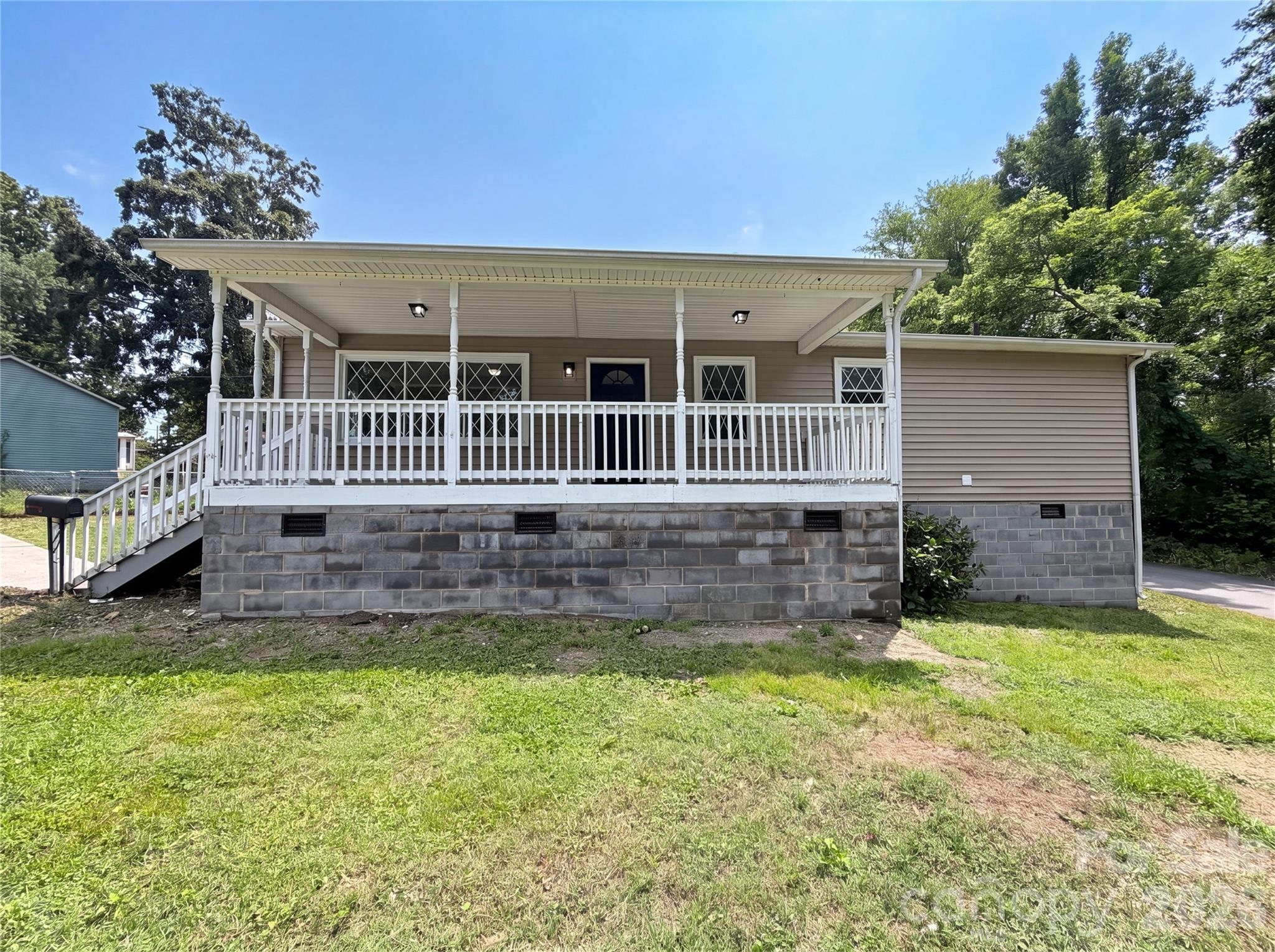 313 Black Street — Cherryville