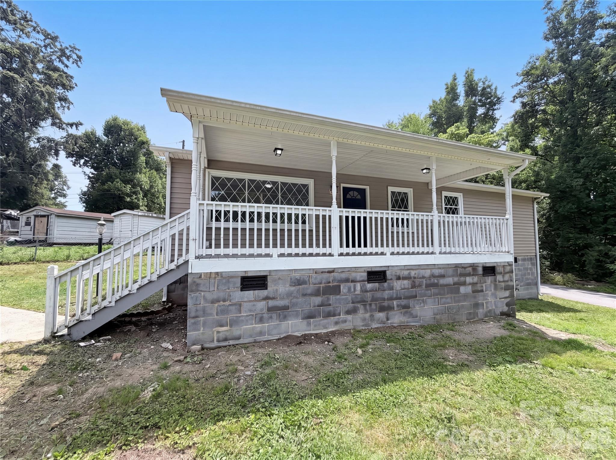 313 Black Street — Cherryville