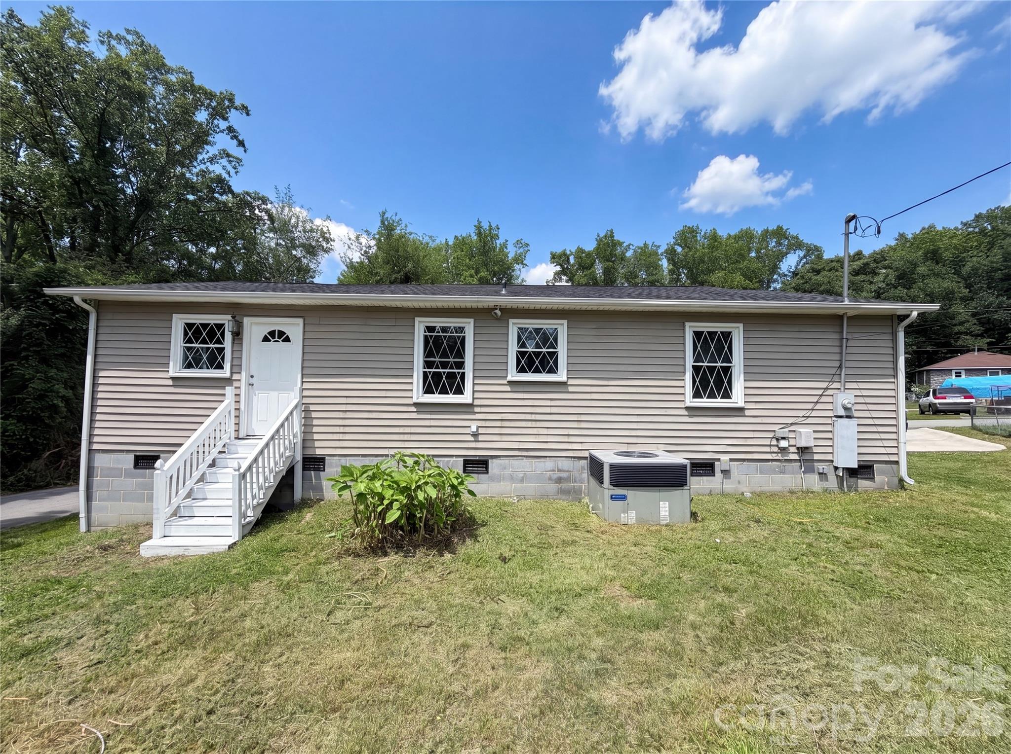 313 Black Street — Cherryville