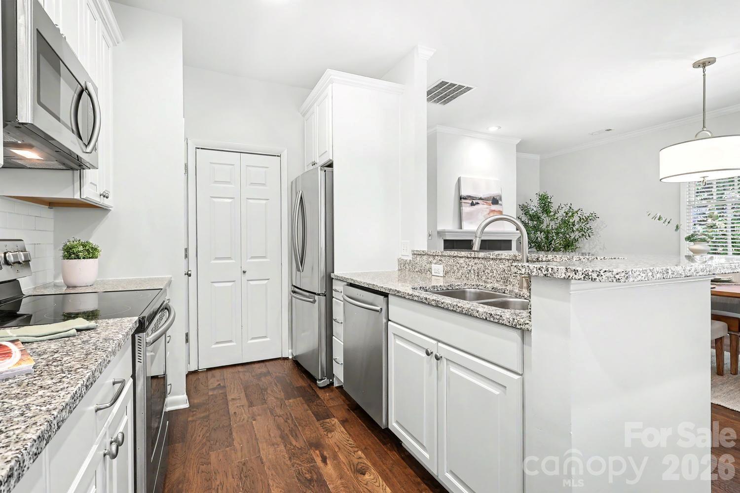 2515 Dilworth Heights Lane — Charlotte