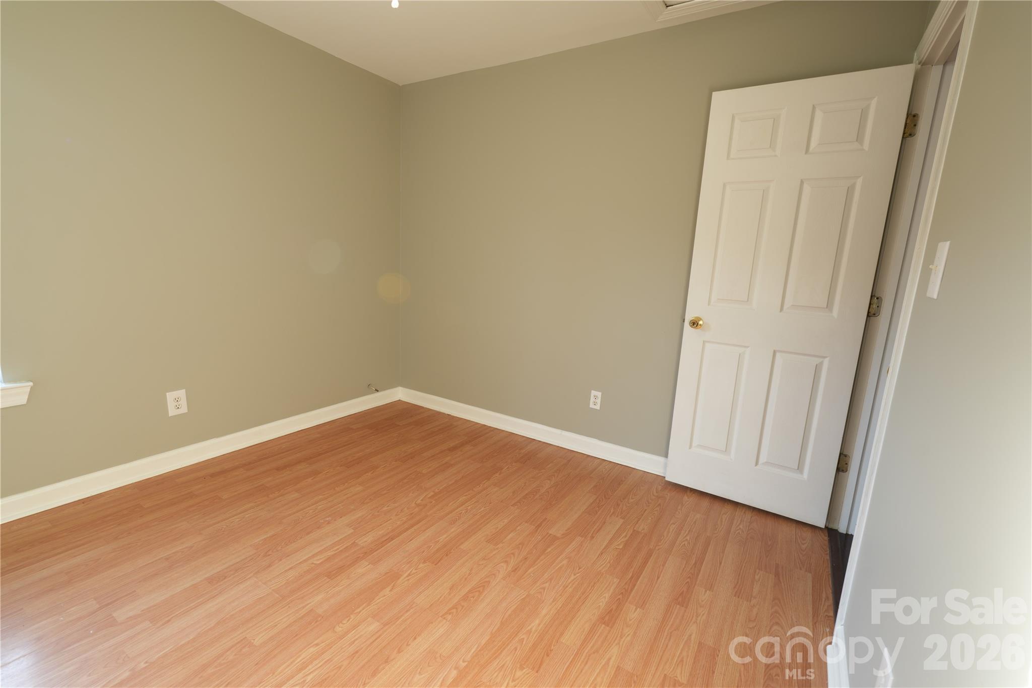 6410 Castlewynd Court — Charlotte