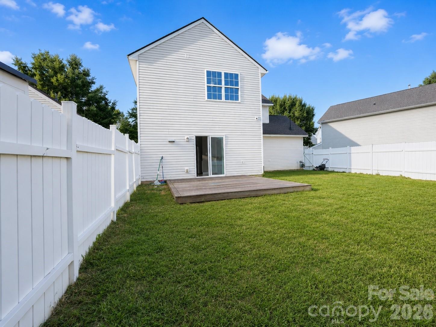 6410 Castlewynd Court — Charlotte