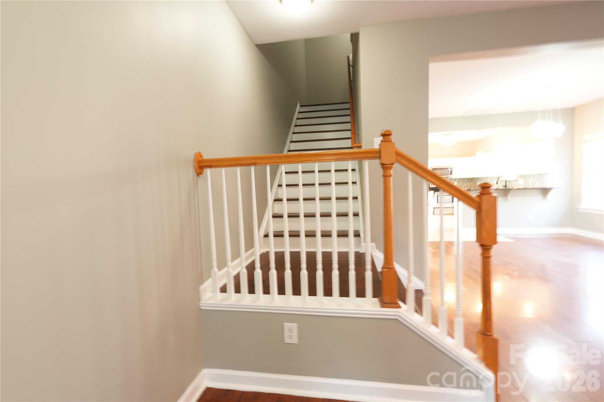 6410 Castlewynd Court — Charlotte