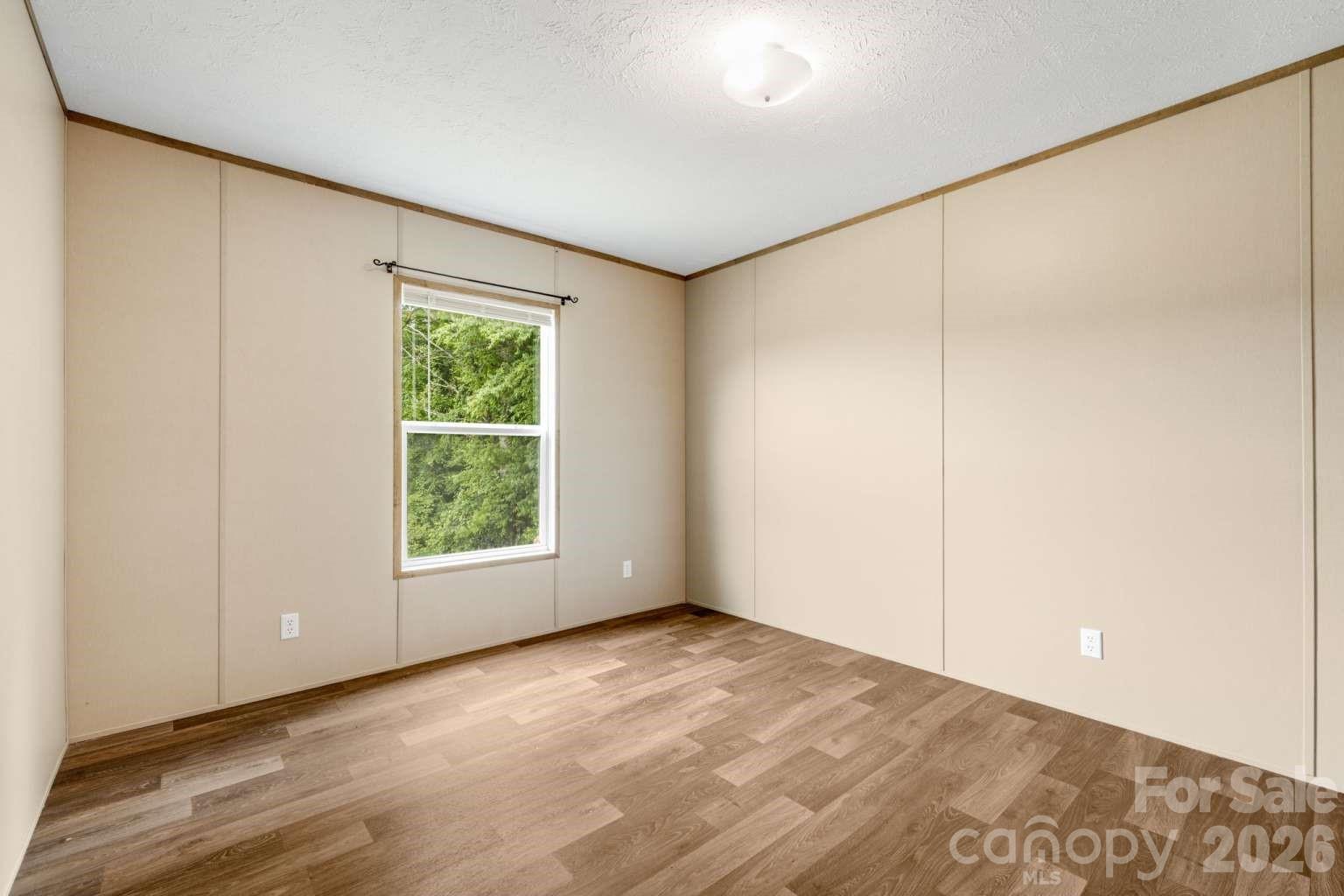 22 Split Pine Cove — Clyde