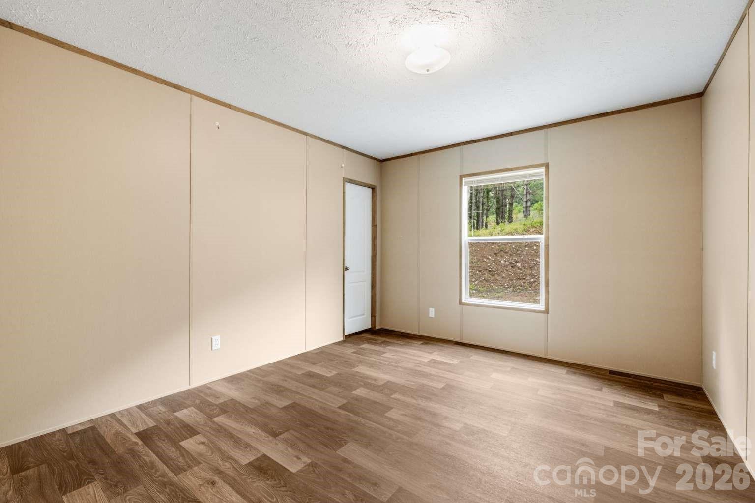 22 Split Pine Cove — Clyde