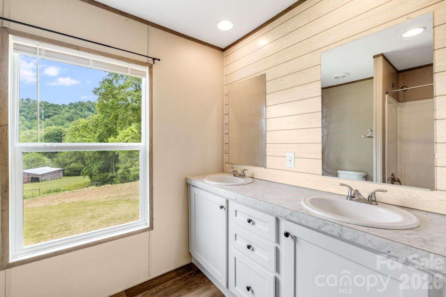 22 Split Pine Cove — Clyde