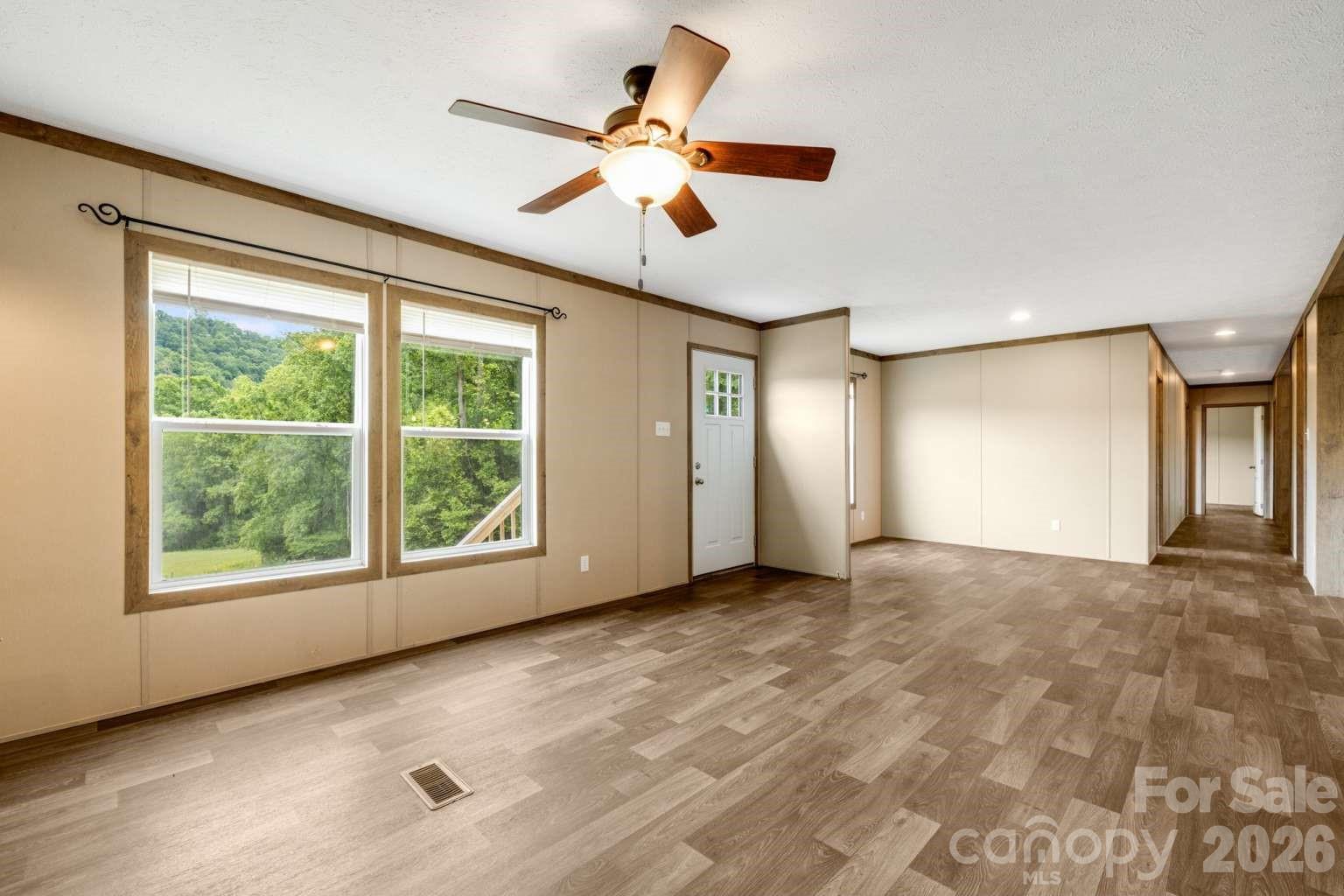 22 Split Pine Cove — Clyde
