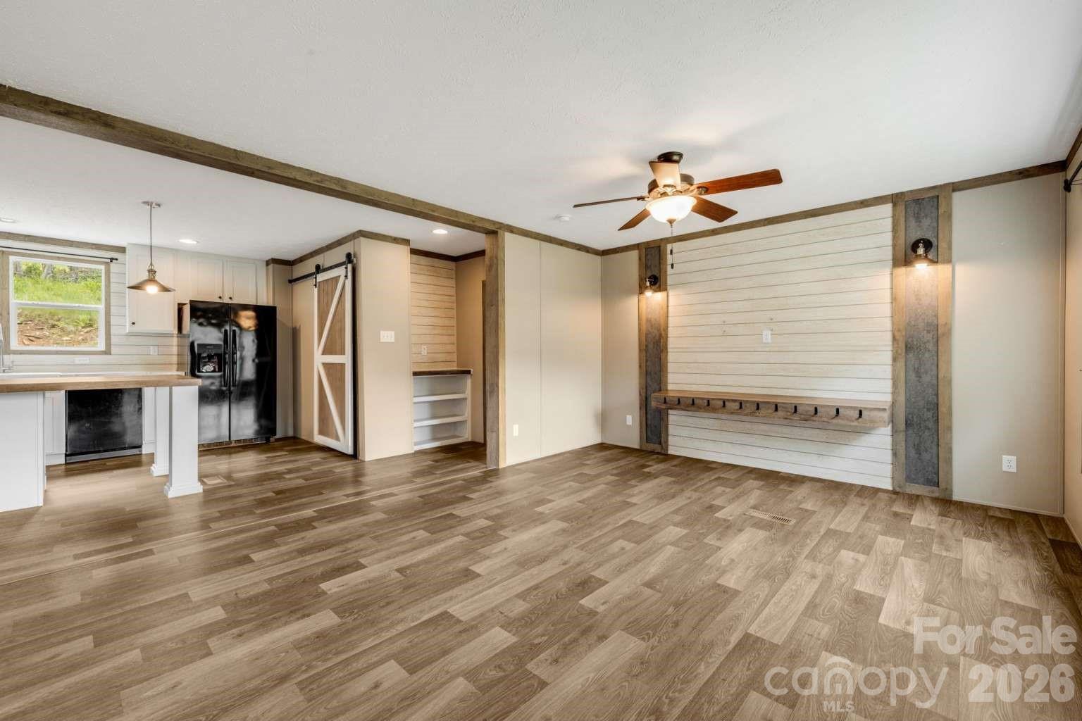 22 Split Pine Cove — Clyde