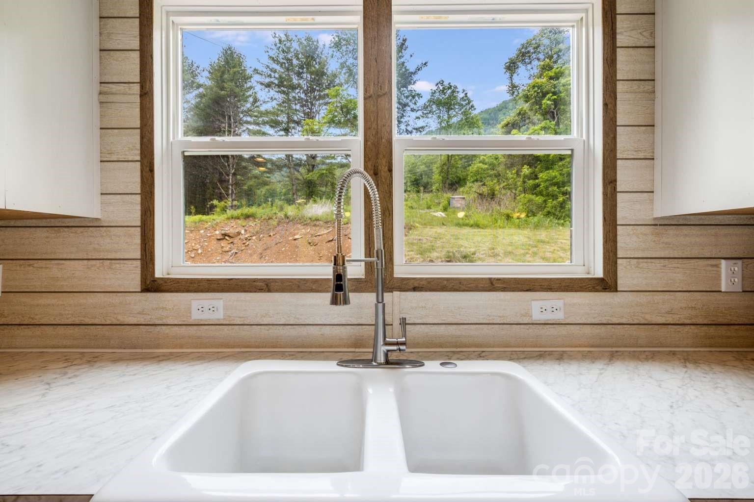 22 Split Pine Cove — Clyde
