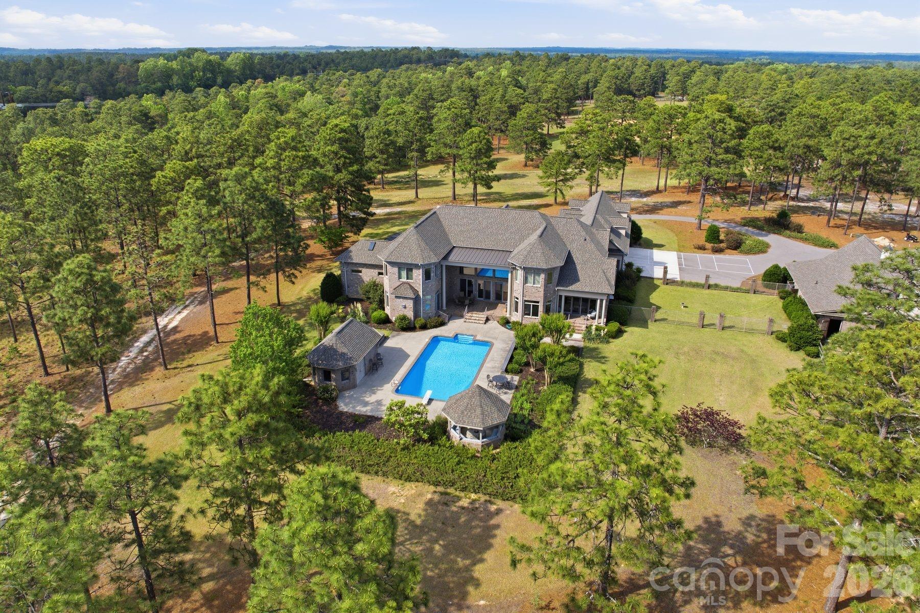 1519 Nc Hwy 73 Highway — West End