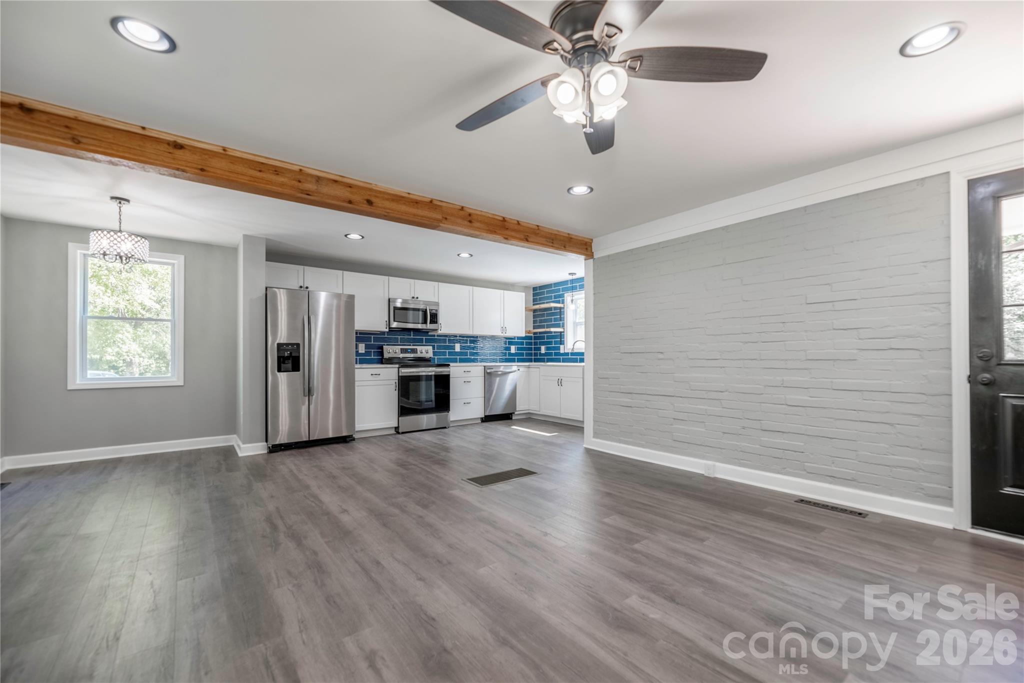 404 Dogwood Lane — Statesville