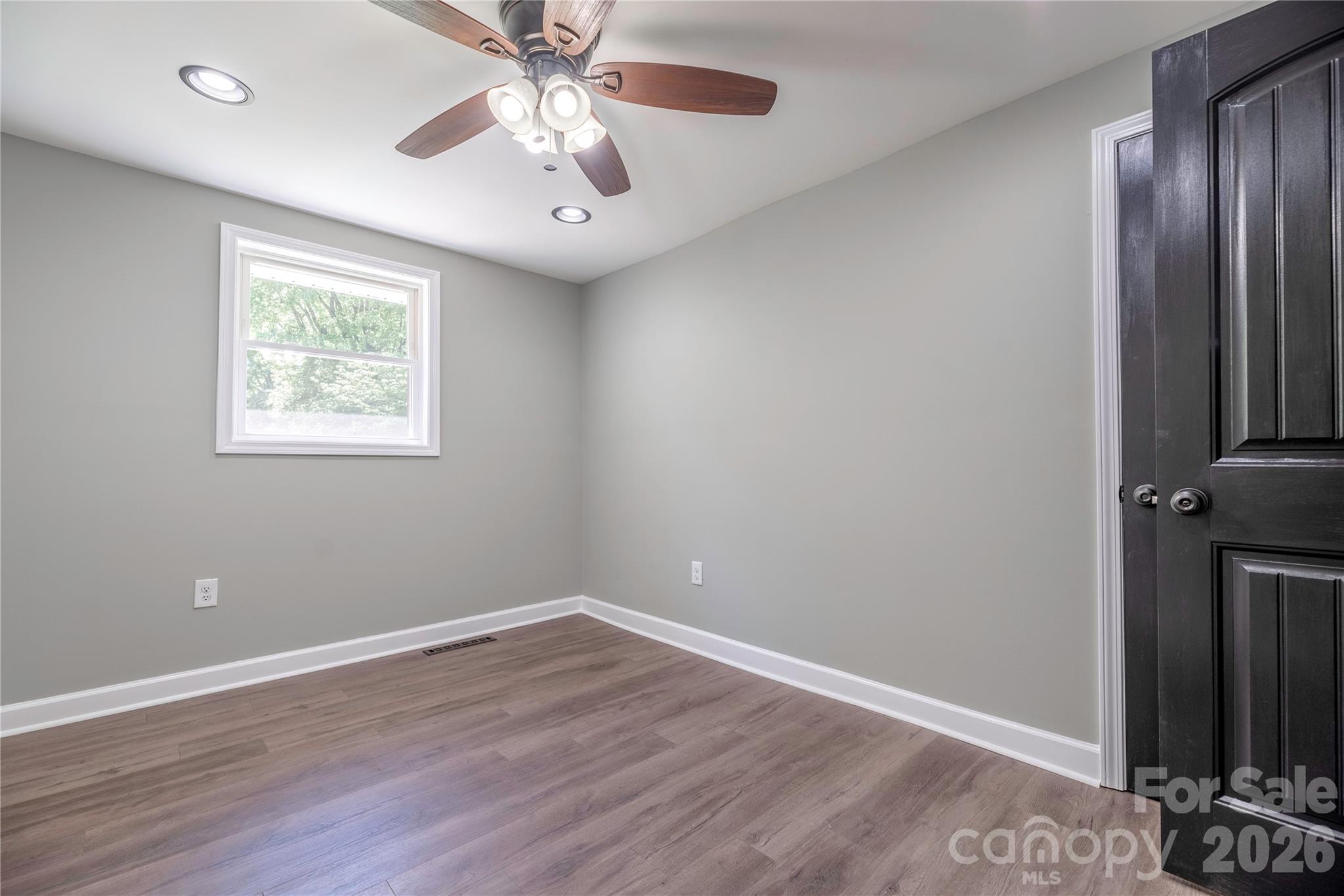 404 Dogwood Lane — Statesville