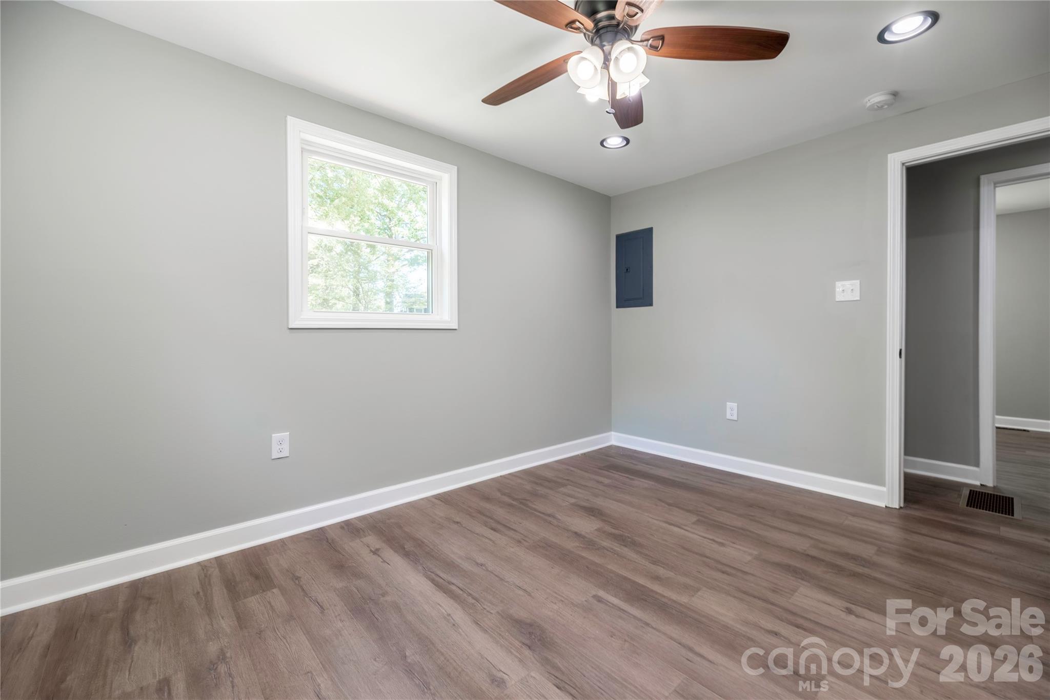 404 Dogwood Lane — Statesville