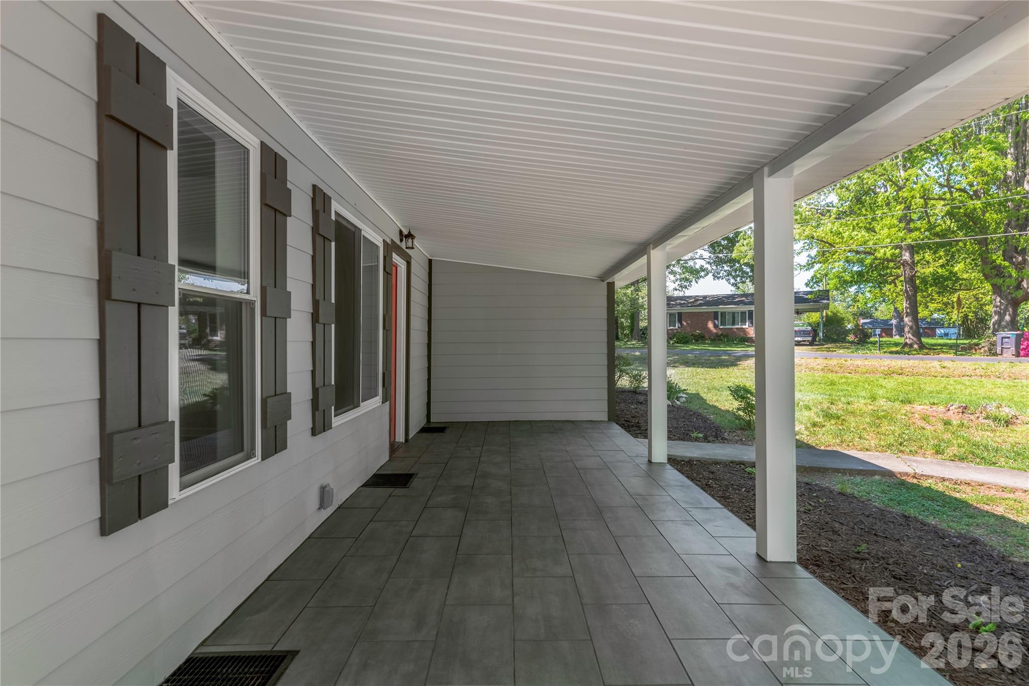 404 Dogwood Lane — Statesville