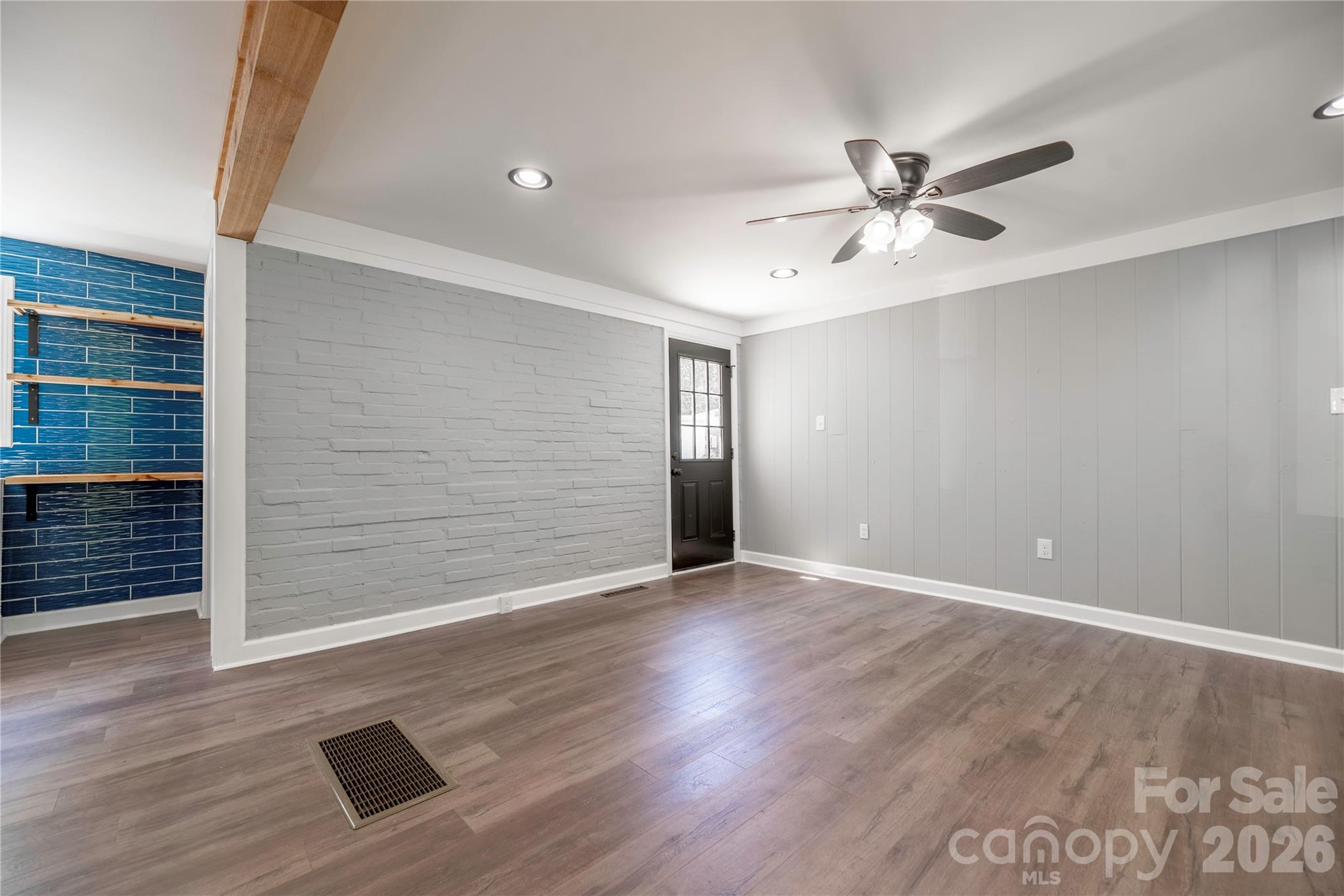 404 Dogwood Lane — Statesville